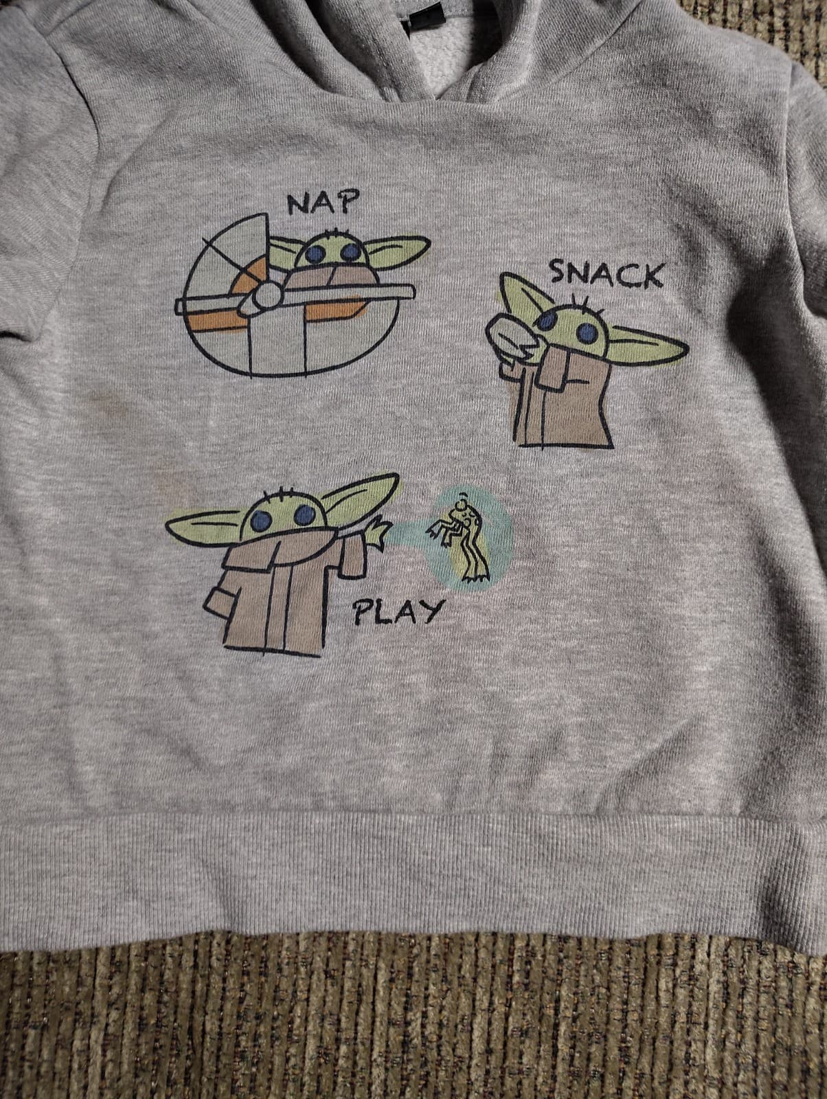 Star Wars Baby Yoda Hooded Pullover Sweater Size 4T Toddler Boy Grey - Thumbnail 2