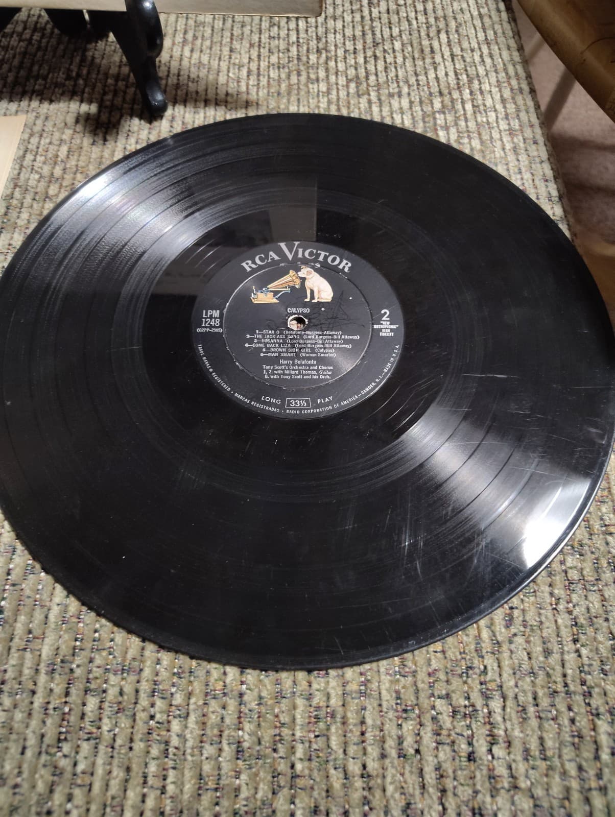 Harry Belafonte - Calypso (1956 Vinyl LP, RCA Victor) Historic Million-Seller - Thumbnail 7