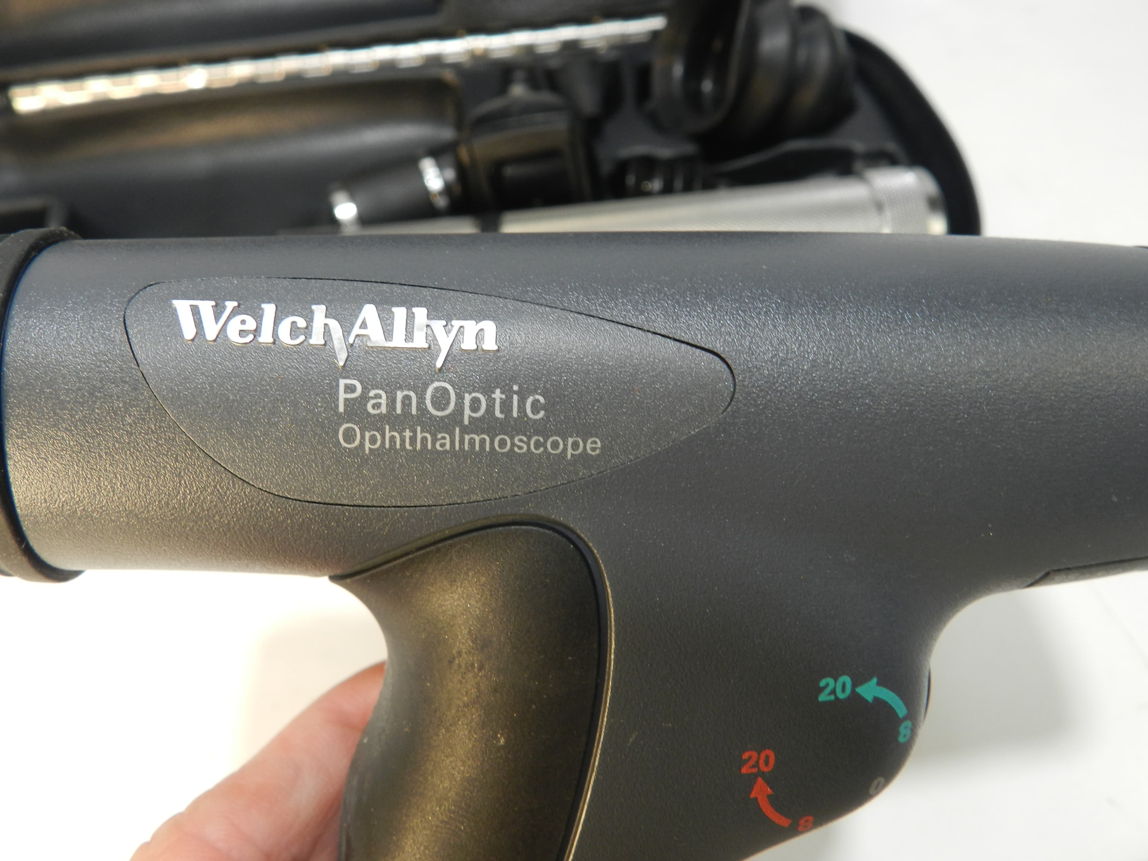 Welch Allyn Set  PanOptic Ophthalmoscope 11820 Retinoscope  w/ Case  P67K - Thumbnail 3