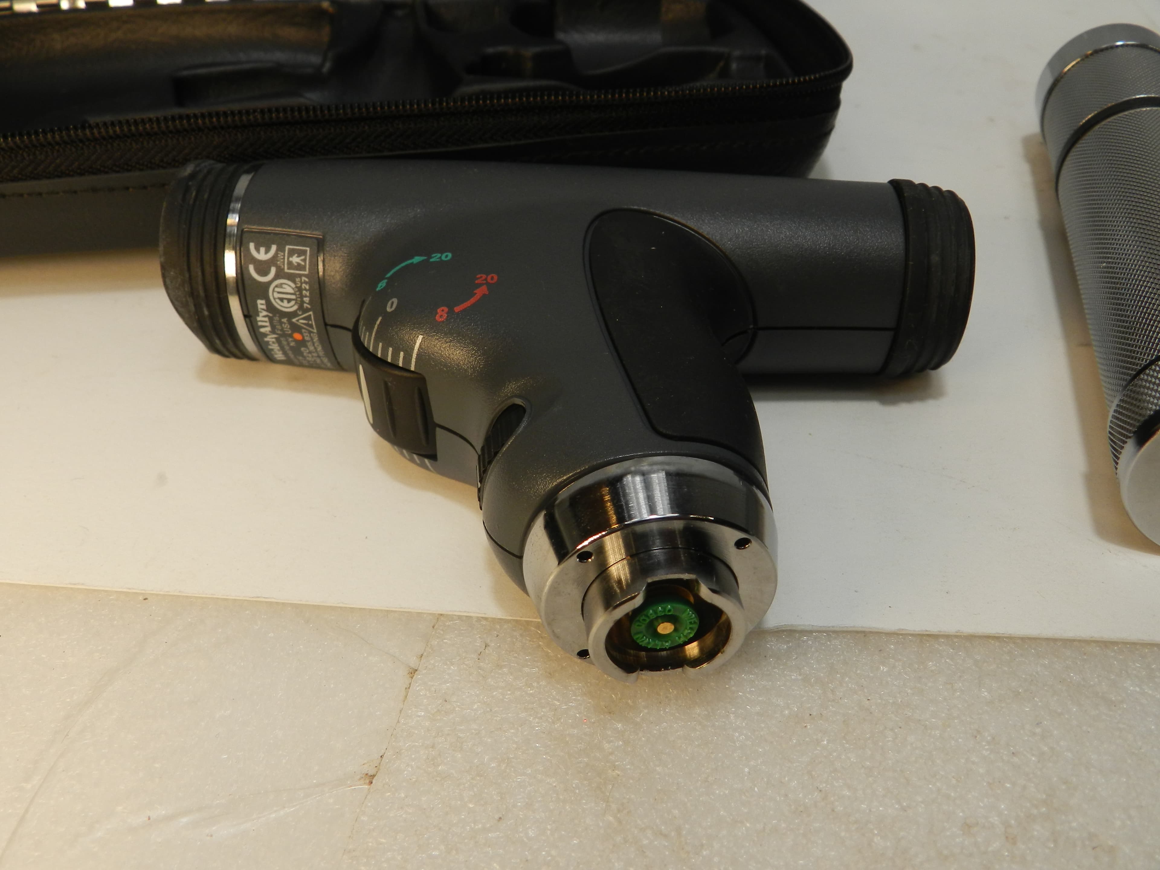 Welch Allyn Set  PanOptic Ophthalmoscope 11820 Retinoscope  w/ Case  P67K - Thumbnail 7