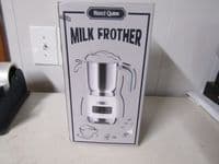 Hazel Quinn Milk Frother with Digital Display - Thumbnail 3