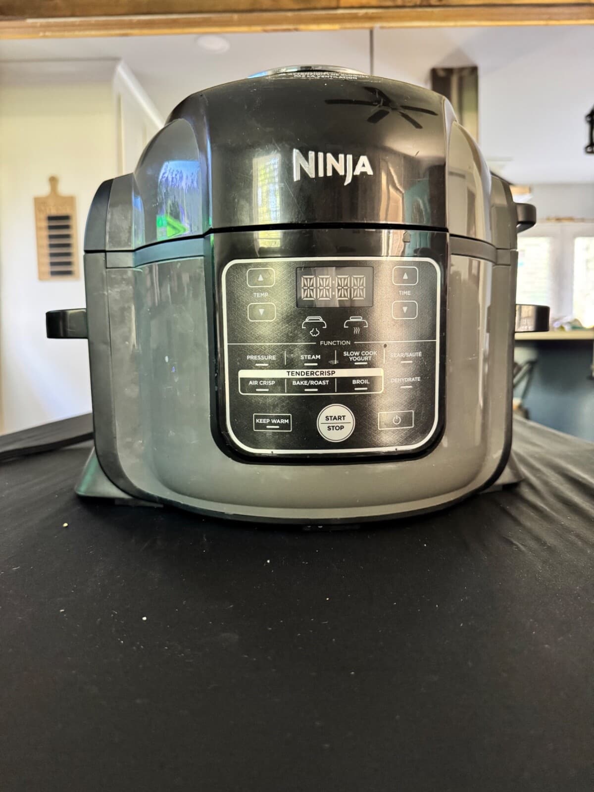Ninja Foodi Pro 6.5-Quart Pressure Cooker with TenderCrisp - Thumbnail 6