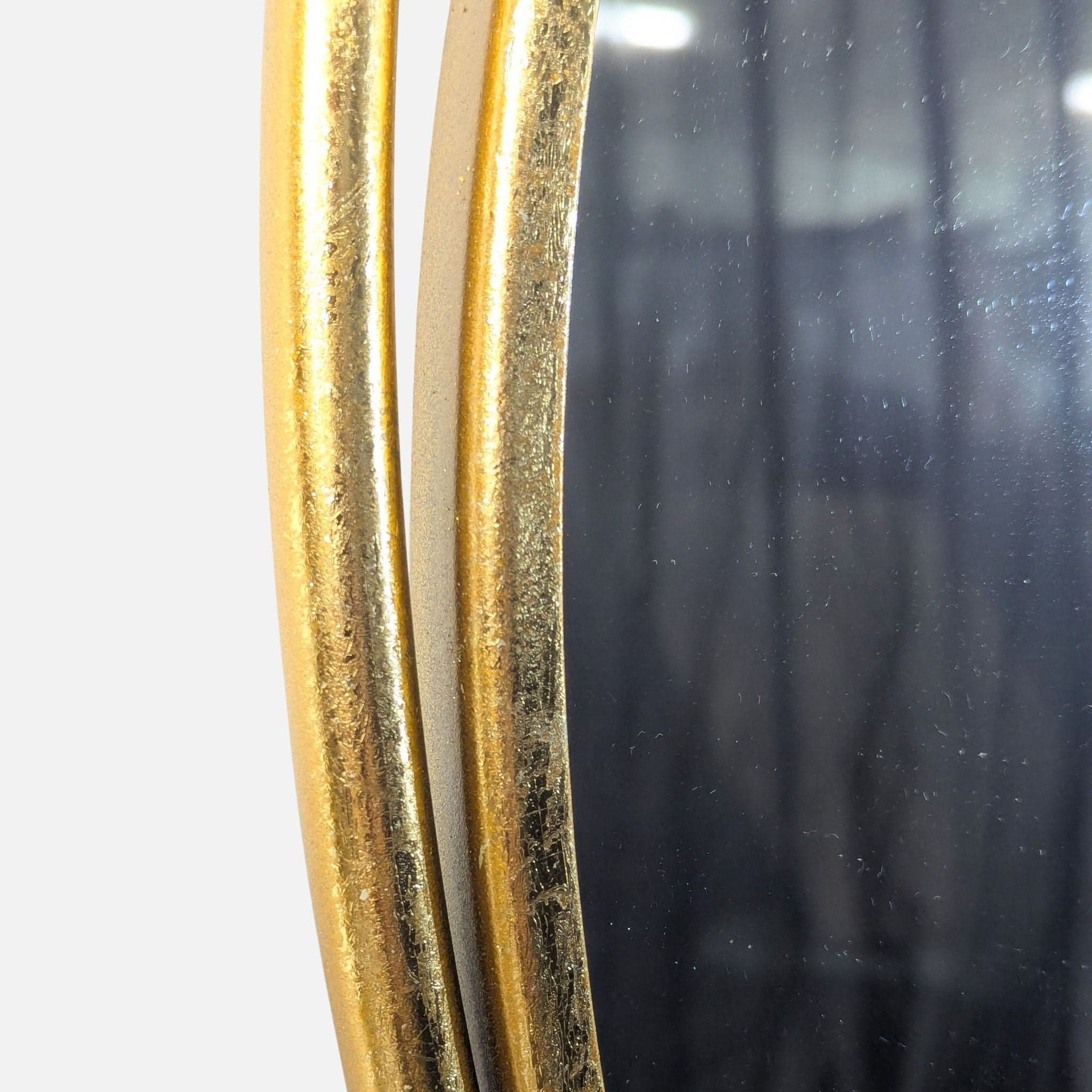 UMA Gold Metal Room Wall Mirror with Overlapping Circles - Thumbnail 3