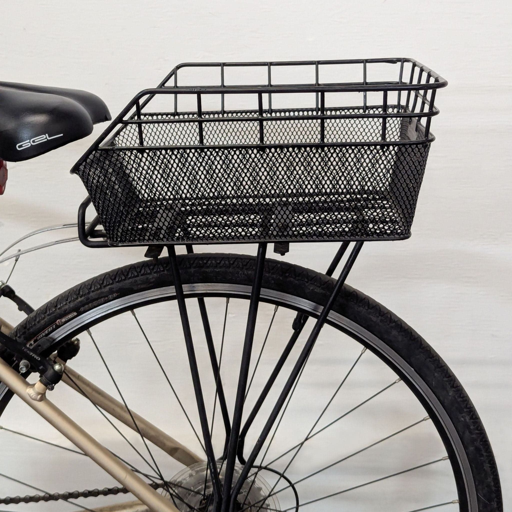 Trek Hybrid Bicycle with Rear Basket - Lightweight Aluminum Frame - Thumbnail 12
