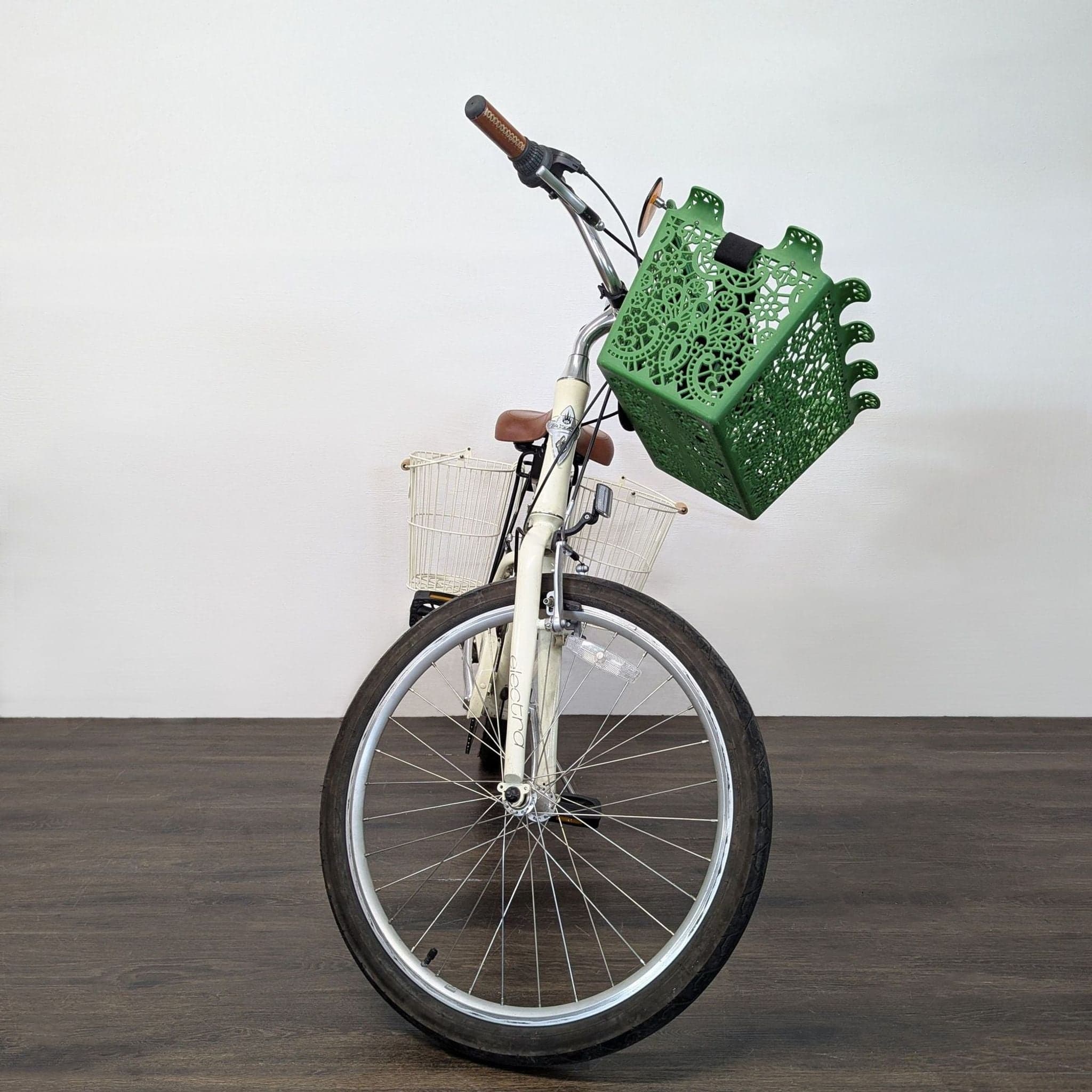 Electra Townie Step-Through Bicycle with Dual Baskets and Mirror - Thumbnail 3