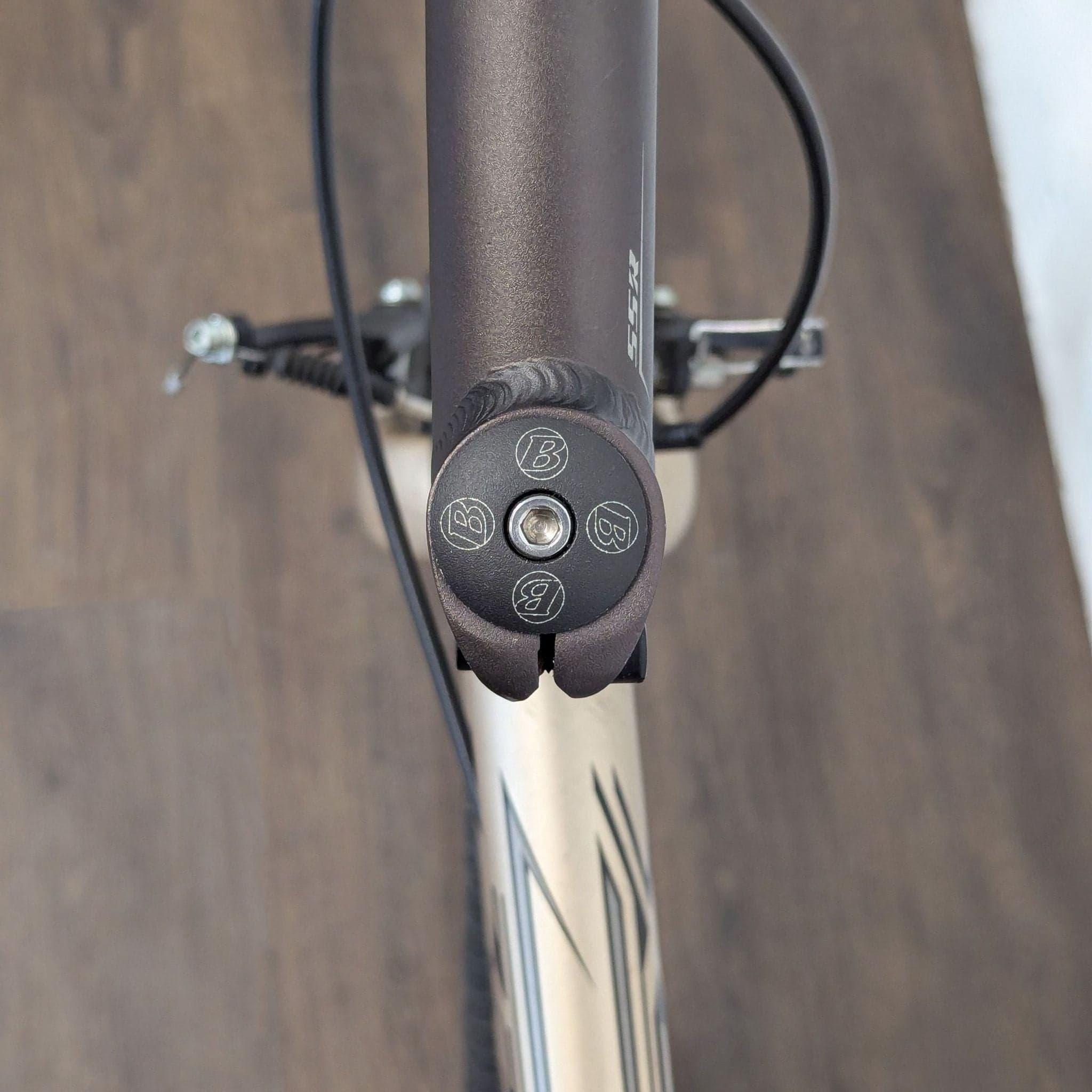 Trek Hybrid Bicycle with Rear Basket - Lightweight Aluminum Frame - Thumbnail 14