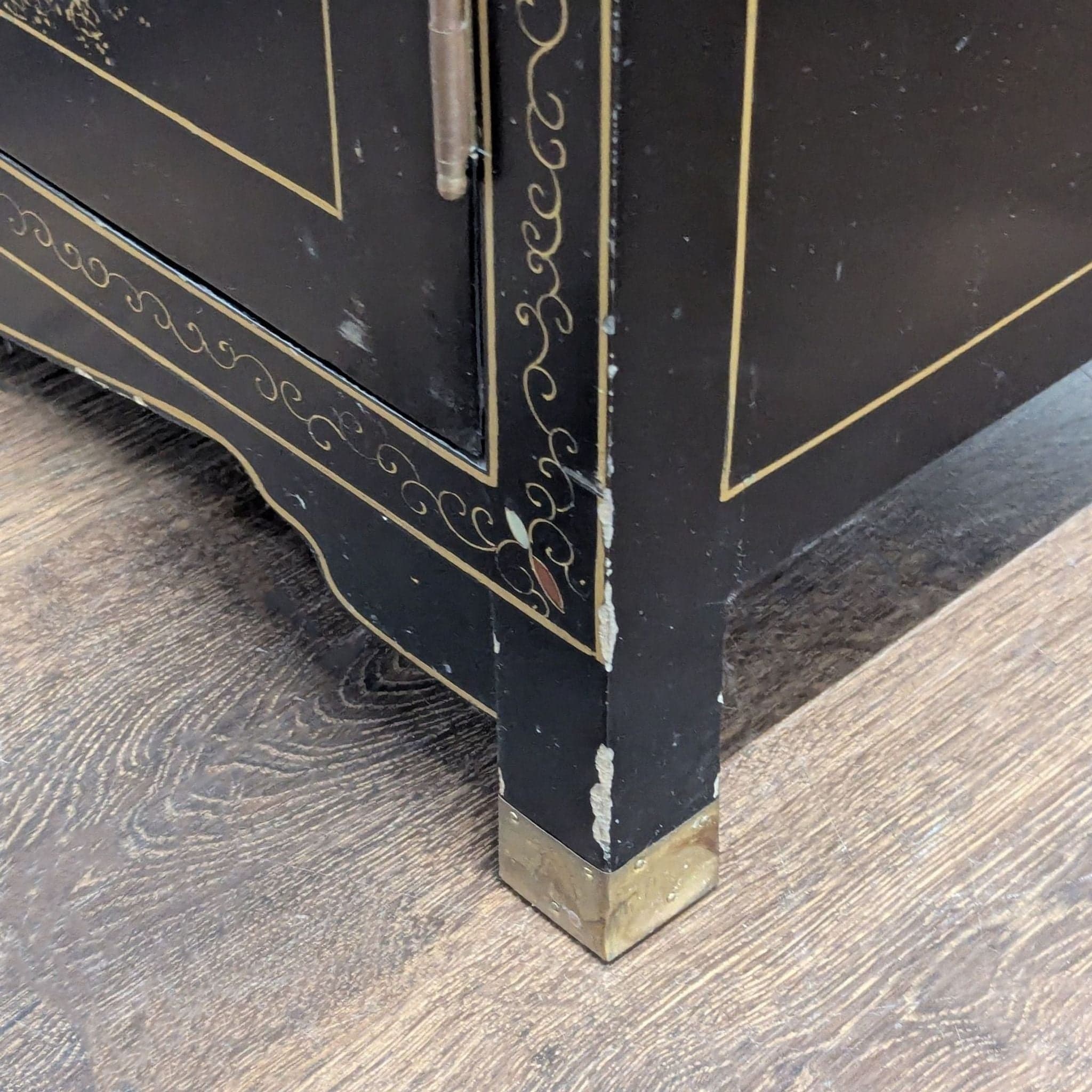 Chinese Cabinet - Thumbnail 5