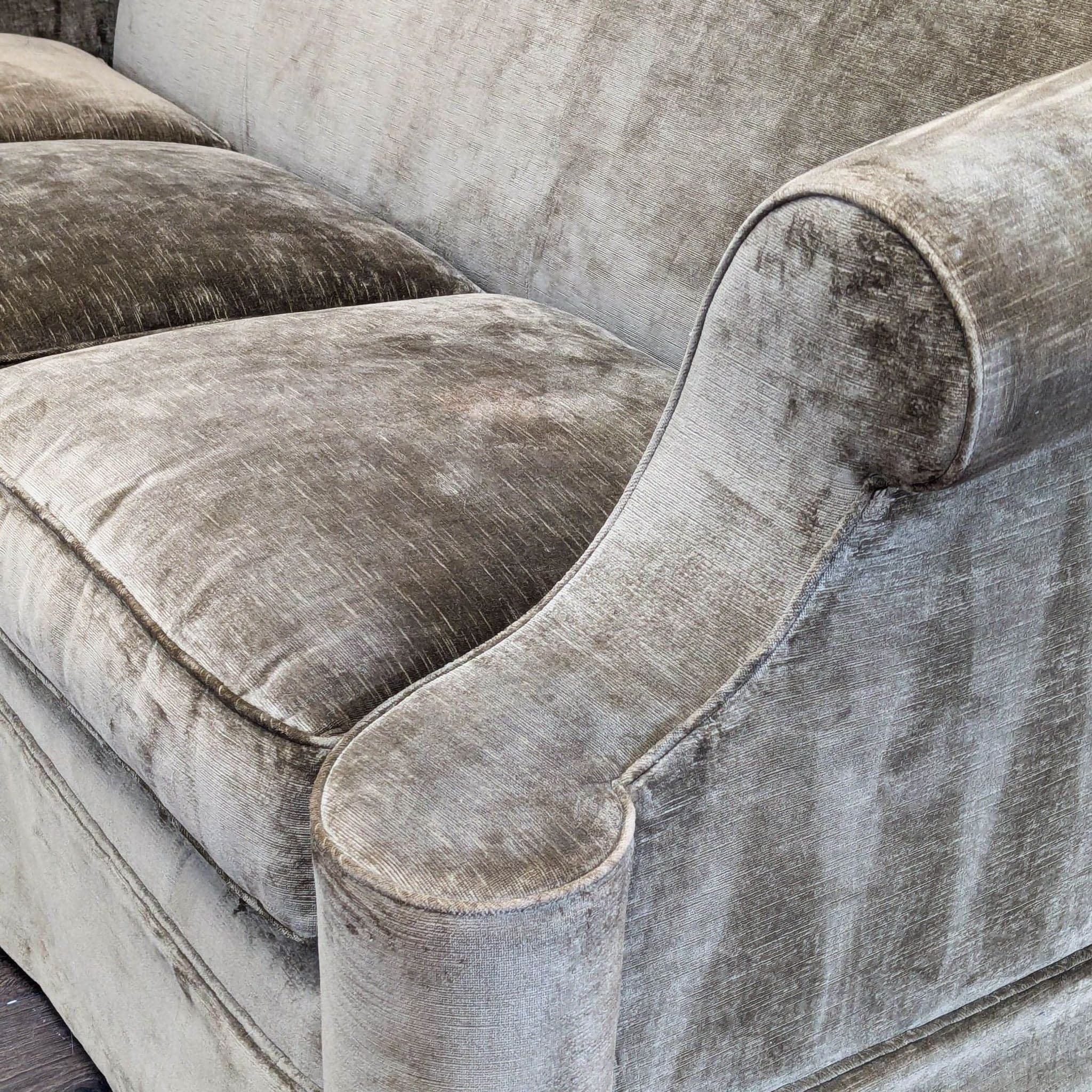 Marco 3-Seat Sofa with Rolled Arms in Brown Velvet Upholstery - Thumbnail 6