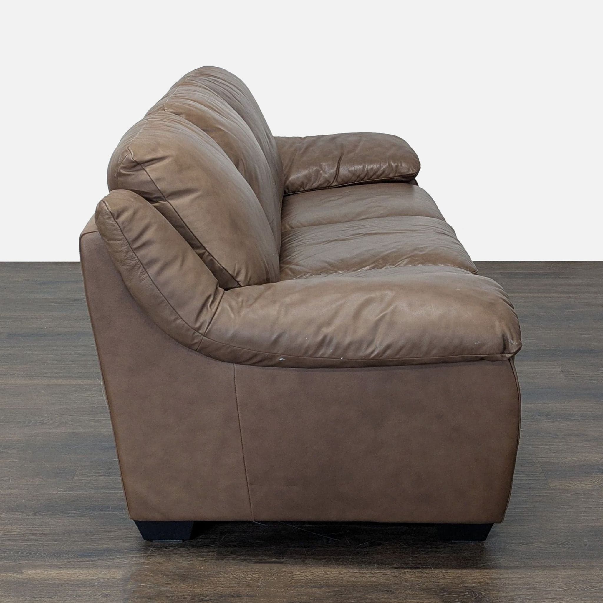 Italsofa 3-Seat Brown Leather Sofa – Comfortable and Stylish - Thumbnail 9