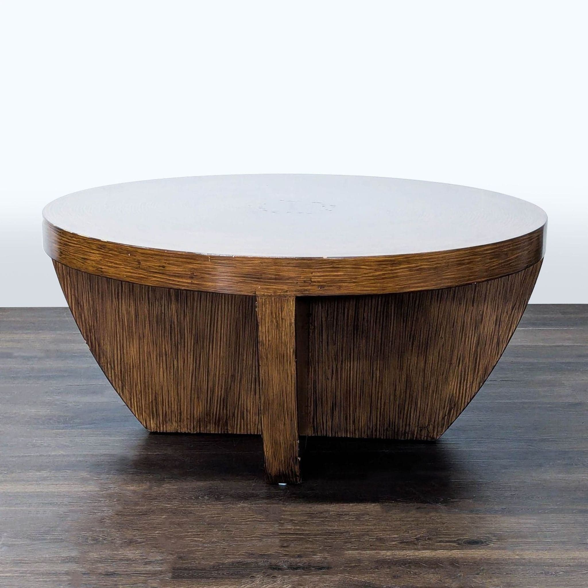 Kreiss Furniture Coffee Table - Thumbnail 2