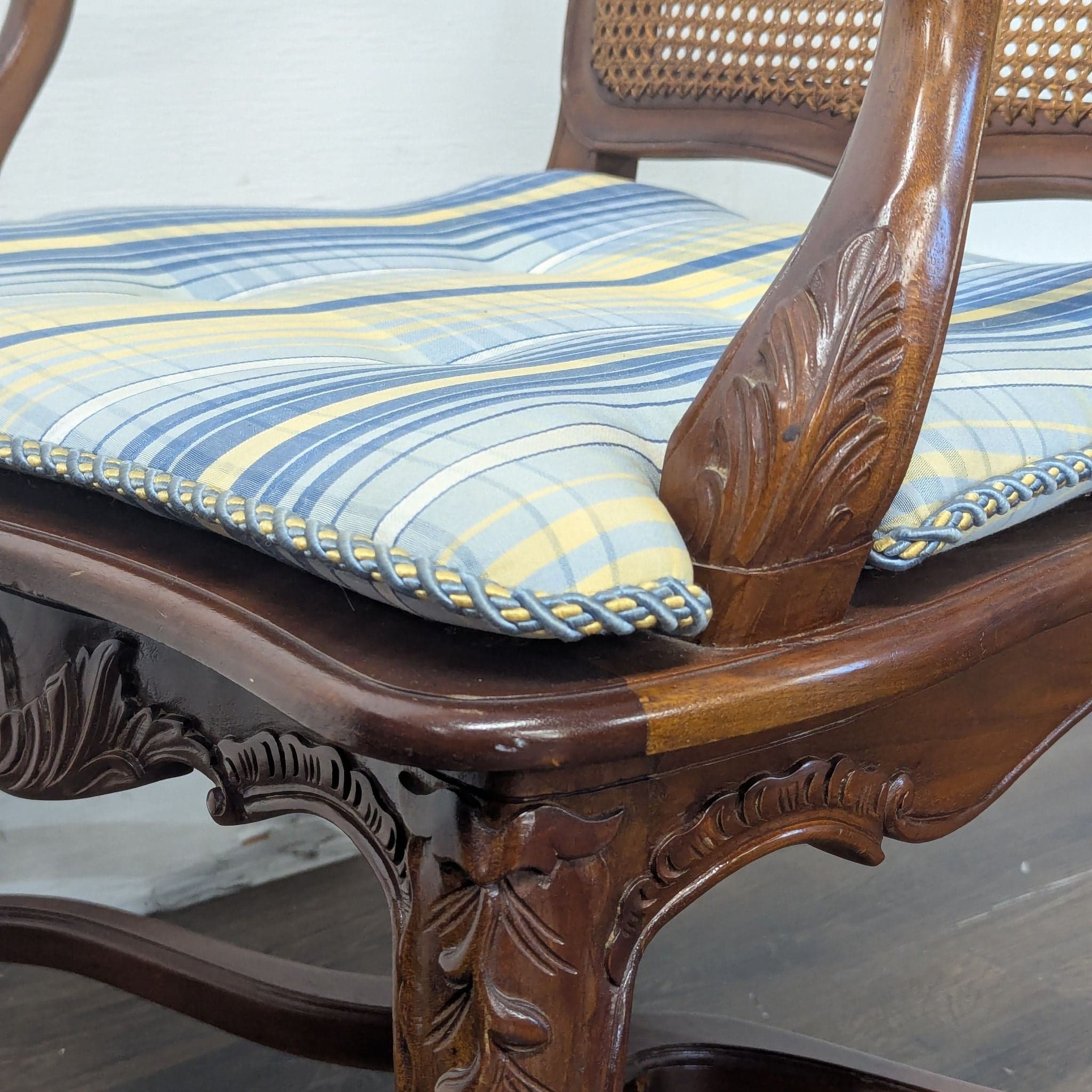 French Style Carved Dining/Lounge Armchair - Thumbnail 6