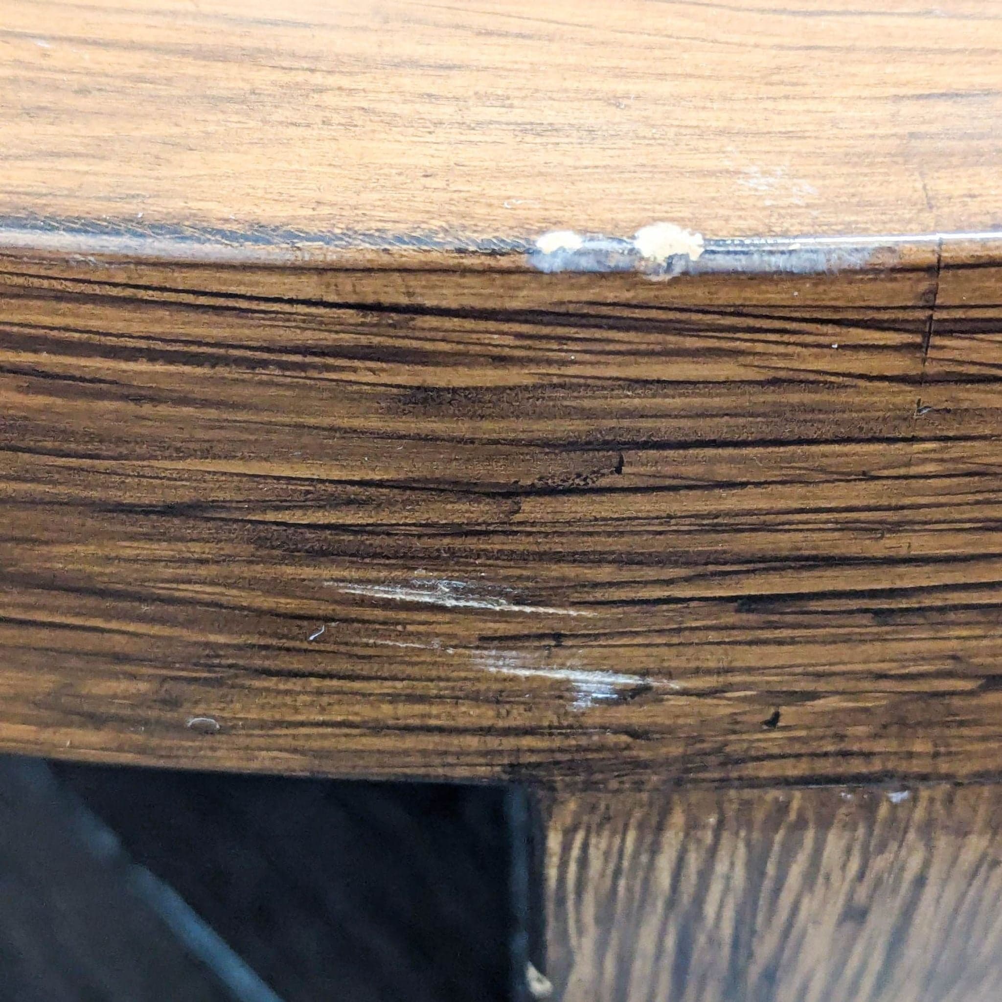 Kreiss Furniture Coffee Table - Thumbnail 6
