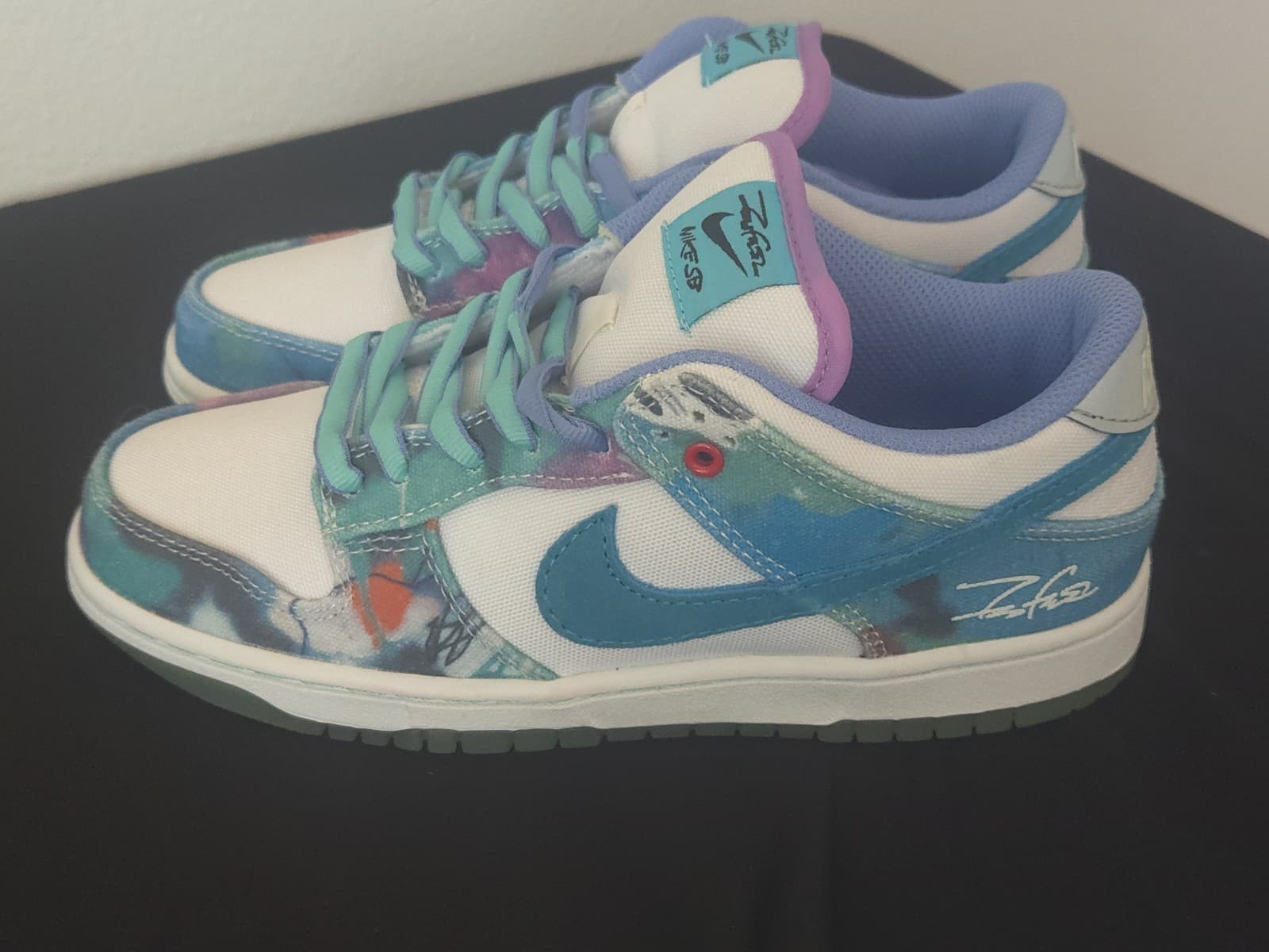 Nike SB Dunk Low x Futura Laboratories Sneakers size 7 - Thumbnail 7