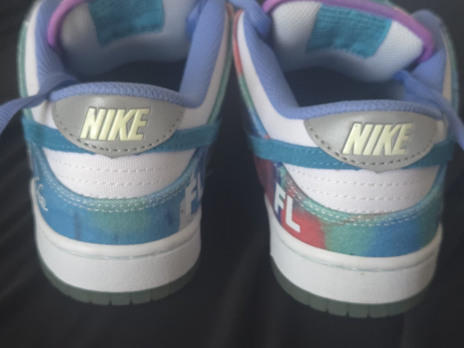 Nike SB Dunk Low x Futura Laboratories Sneakers size 7 - Thumbnail 13