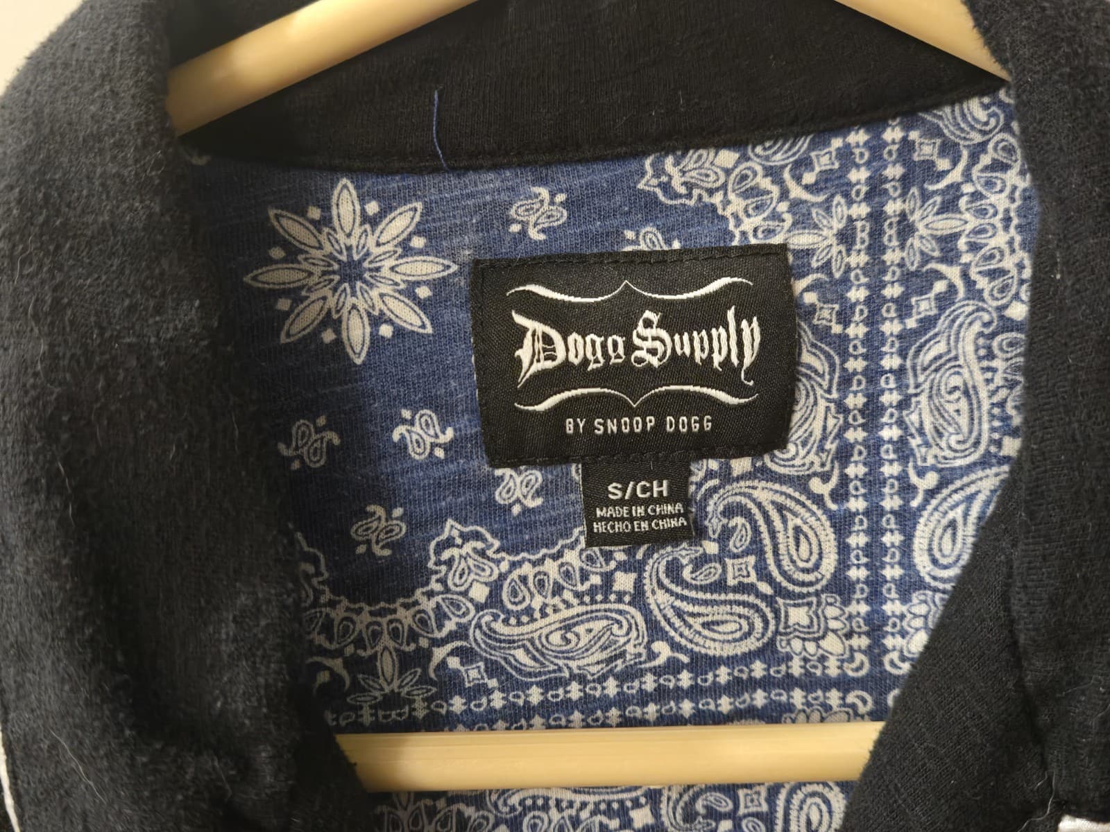 Dogg Supply by Snoop Dogg Button Up Shirt Black Pajama Style Bandana Lined Small - Thumbnail 9
