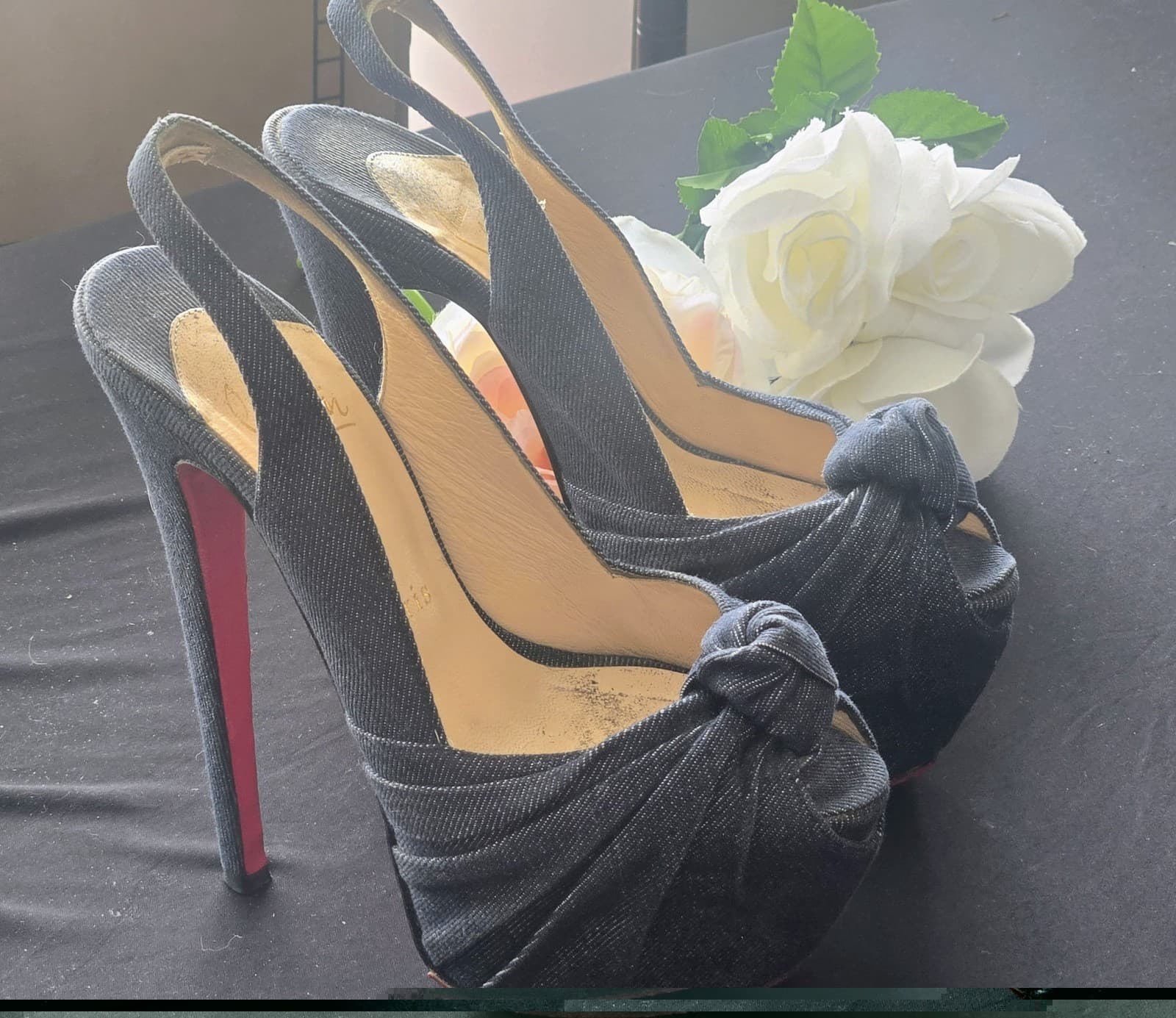 RED BOTTOMS! Christian Louboutin Denim Peep Toe Platform Heels Red Sole EU 38