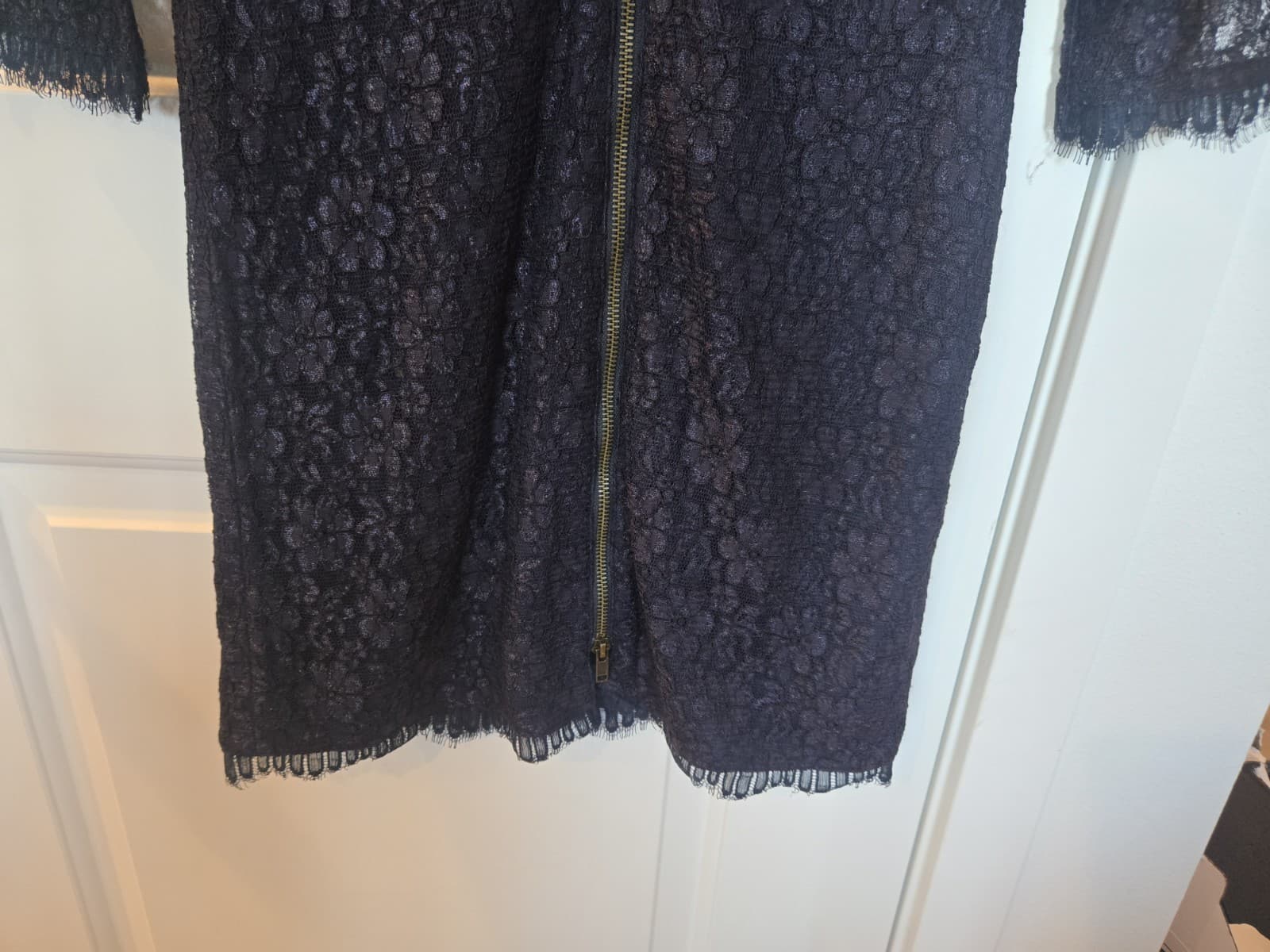 THML Navy Lace Dress Description (Size Small) - Thumbnail 11