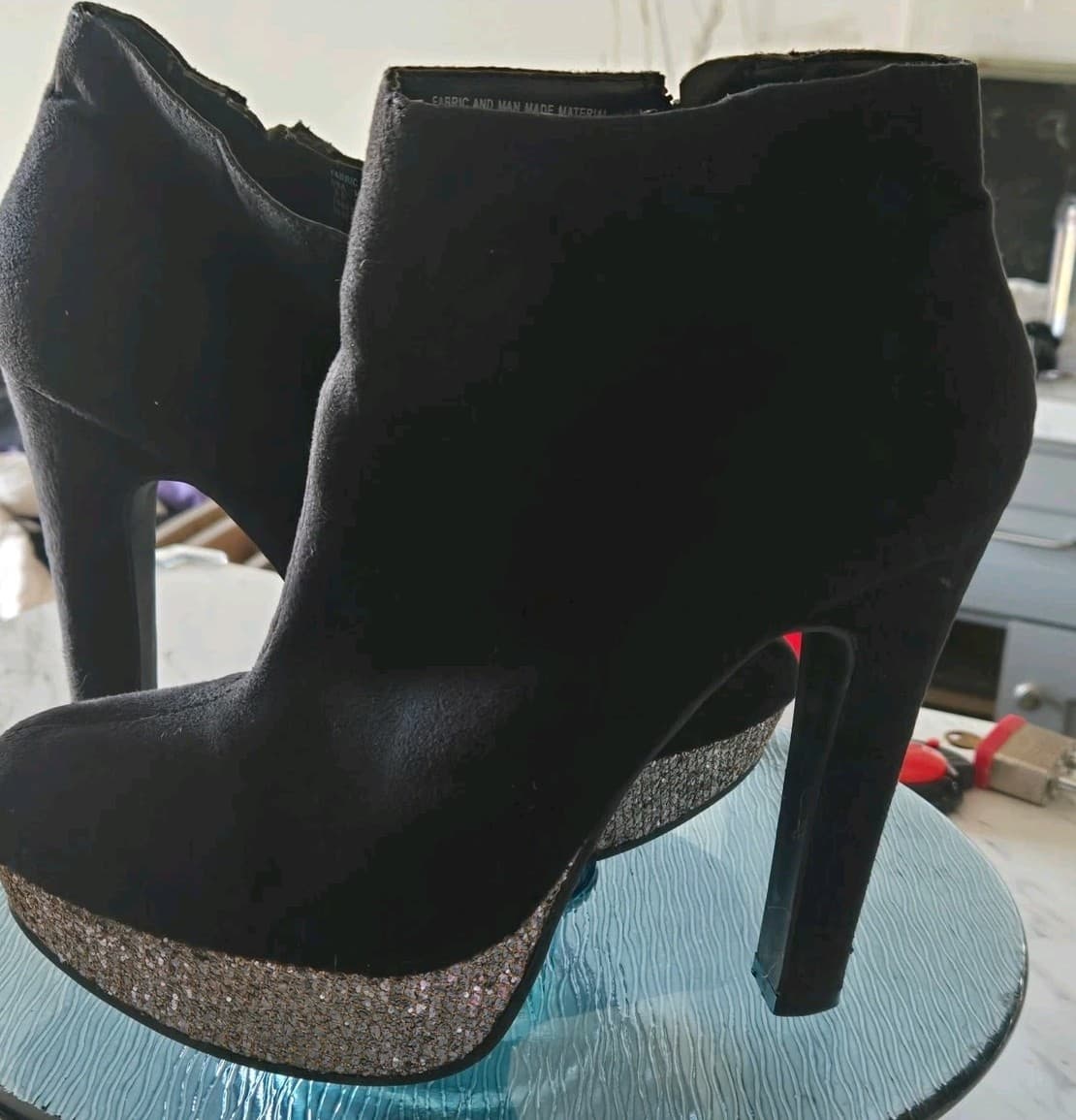 GLO Black Suede Platform Heel Ankle Boots Rhinestone Toe Size 9 - Thumbnail 3