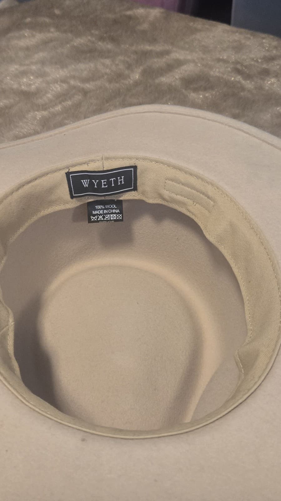 WYETH 100% Wool Western Rancher Fedora Hat Cream Ivory Faux Suede Band O/S - Thumbnail 7