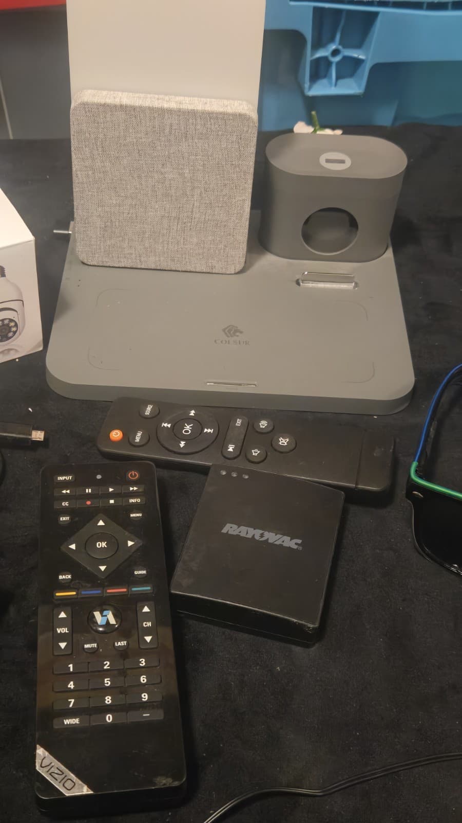 Mixed Electronics Junk Drawer Lot Charging Station Cameras Remotes Power Bank - Thumbnail 4