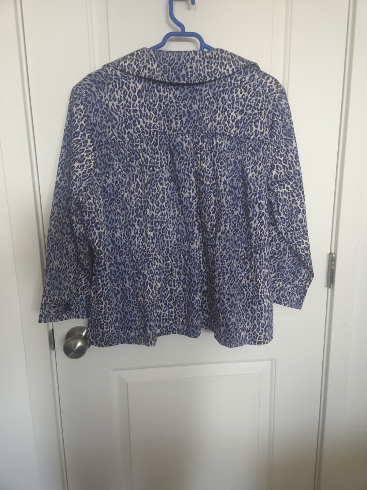 Joan Rivers Women's Blue Print Animal Jacket Size XL - Thumbnail 5