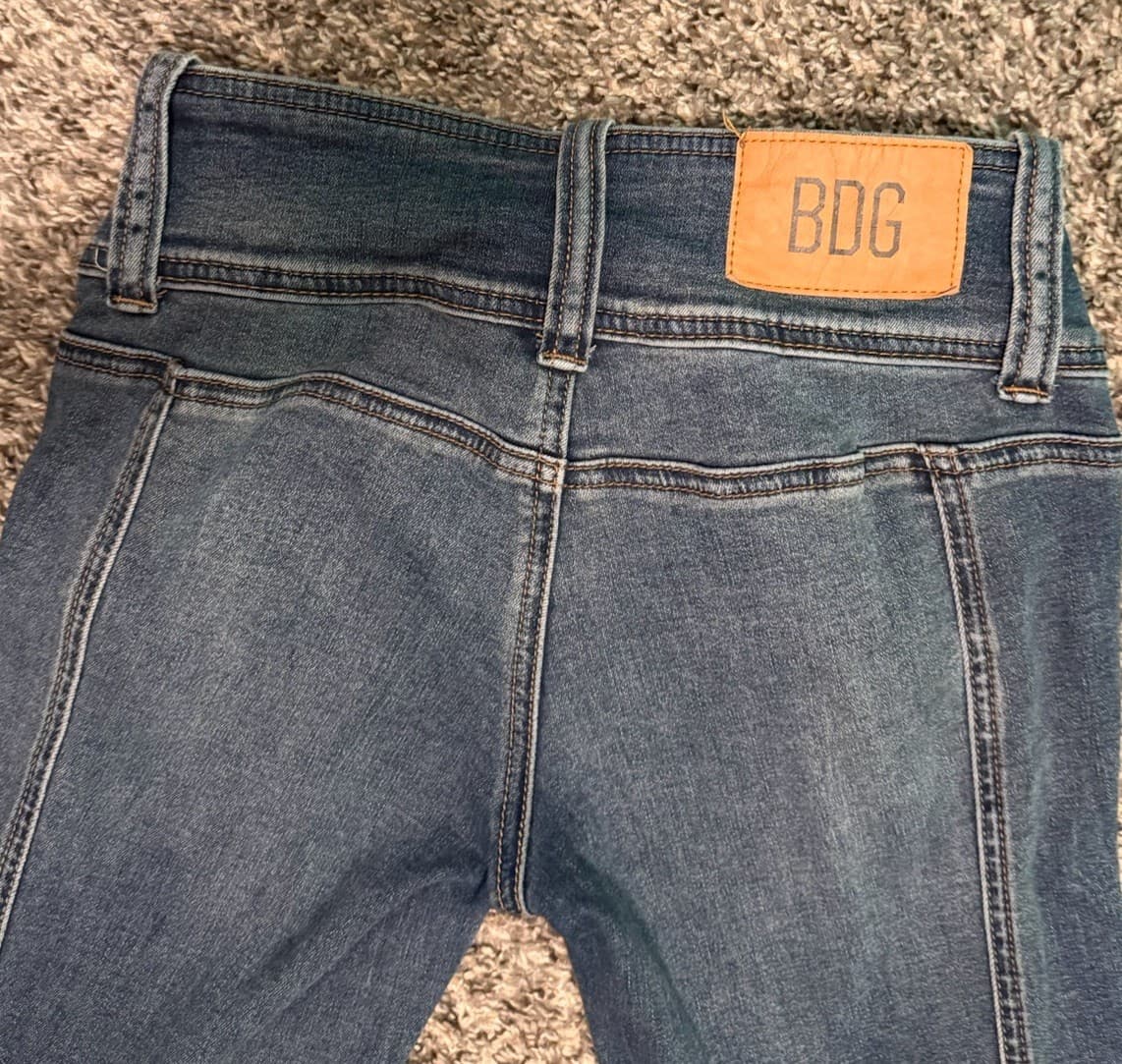 Urban Outfitters BDG Recycled High-Waisted Baggy Jeans 24W 32L NWT - Thumbnail 7