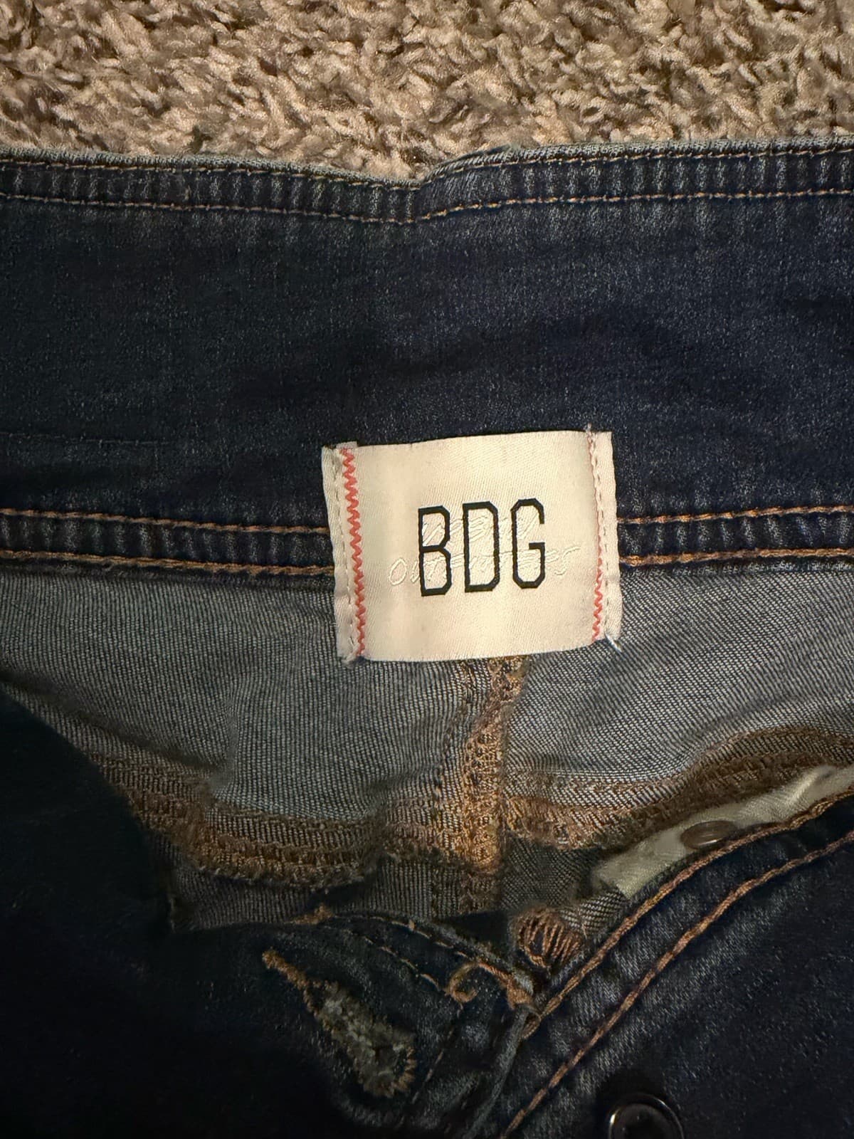 Urban Outfitters BDG Recycled High-Waisted Baggy Jeans 24W 32L NWT - Thumbnail 8