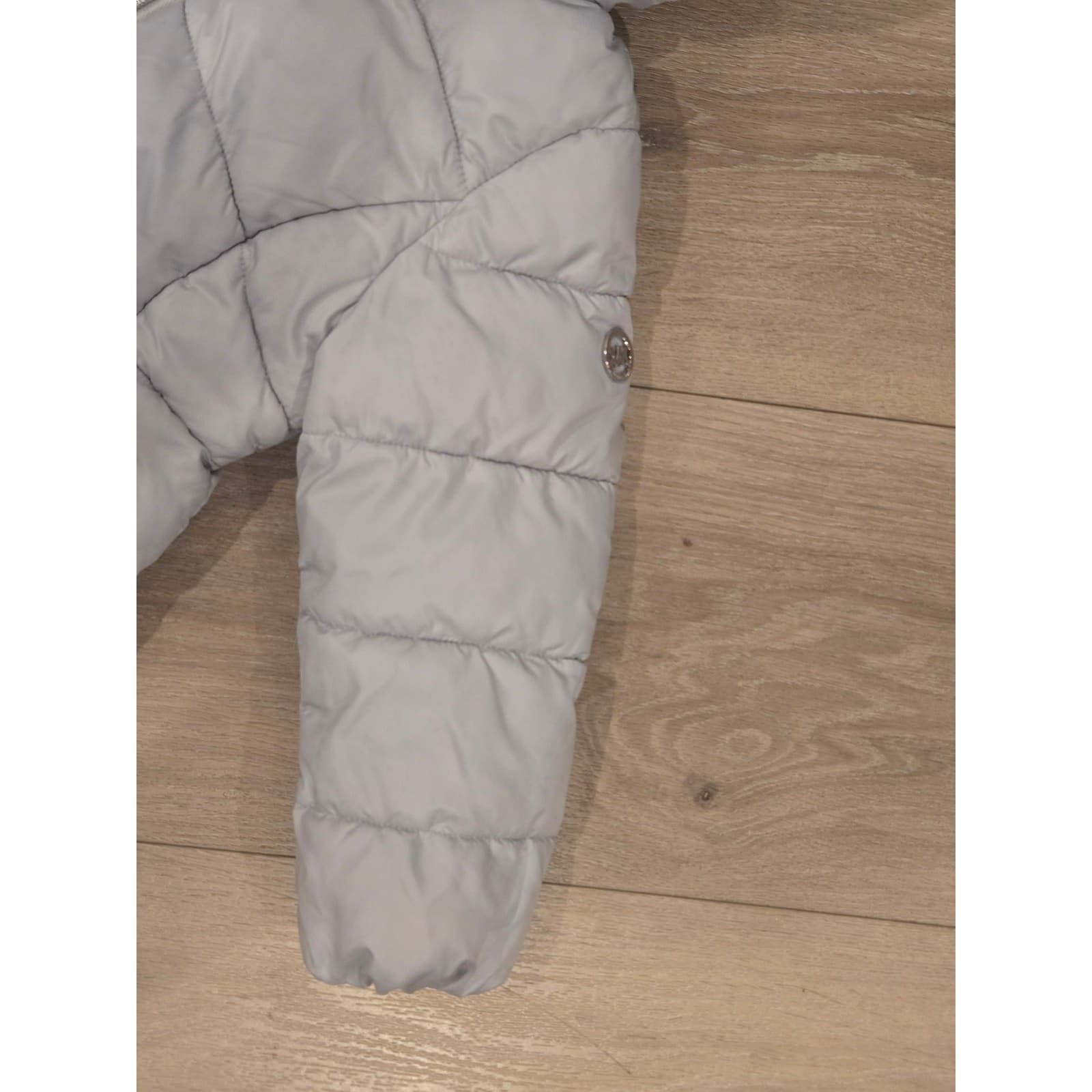 Michael Kors Girls Puffer Jacket 4T Gray Hooded Coat MK Logo - Thumbnail 2