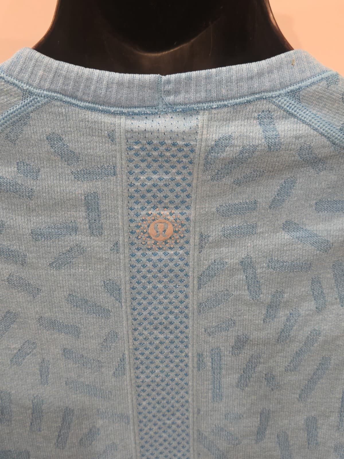 Lululemon Seamless Short Sleeve Top Womens Small Blue Athletic Yoga Shirt - Thumbnail 5