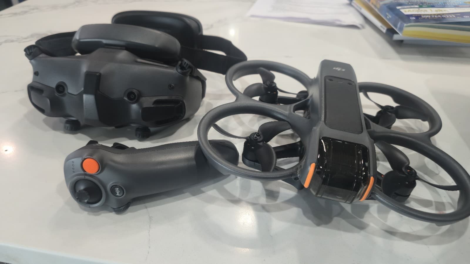 DJI Avata 2 Fly More Combo (3 Batteries) FPV Drone Goggles 3(OLED) Hard Case 4k - Thumbnail 15