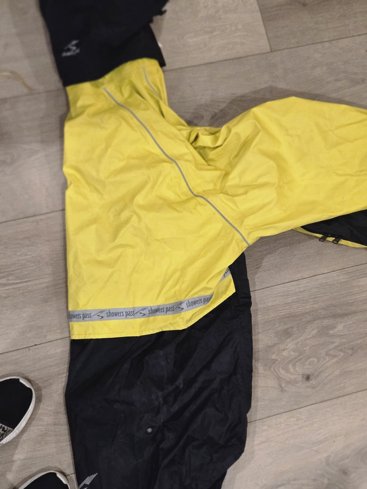 Shower Pass Mens Large Cycling Jacket Yellow Black Hooded Windbreaker Reflective - Thumbnail 2