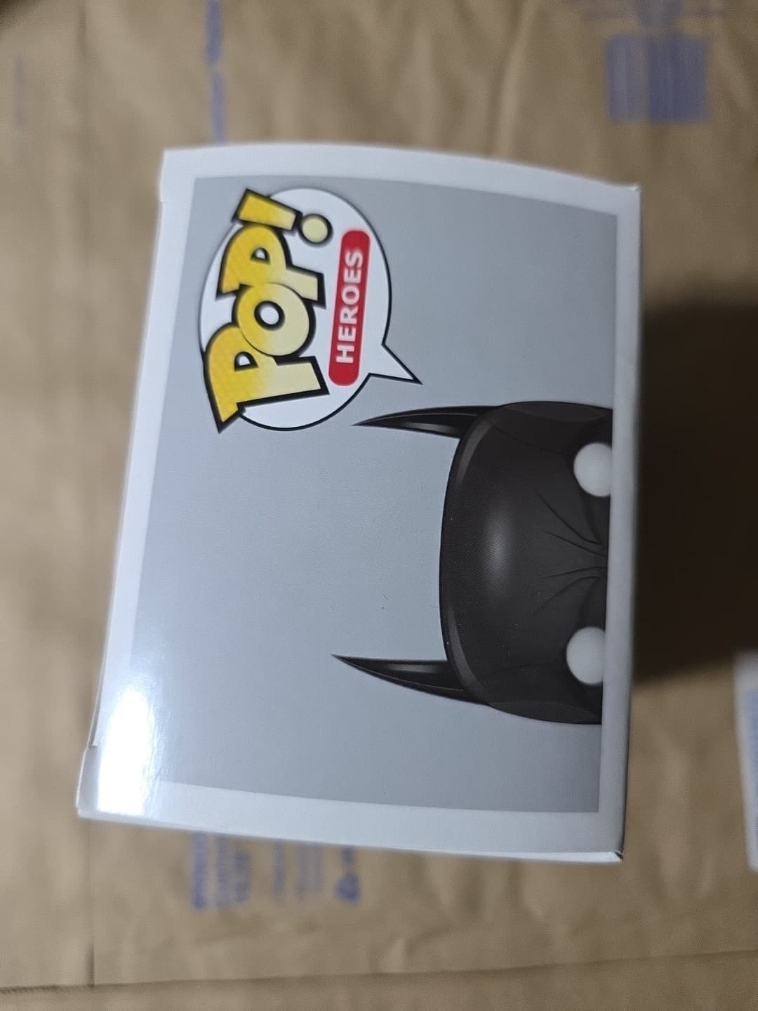 Funko Pop! Vinyl: Batman: Arkham Knight - Batman (Arkham Knight) #71 - Thumbnail 6