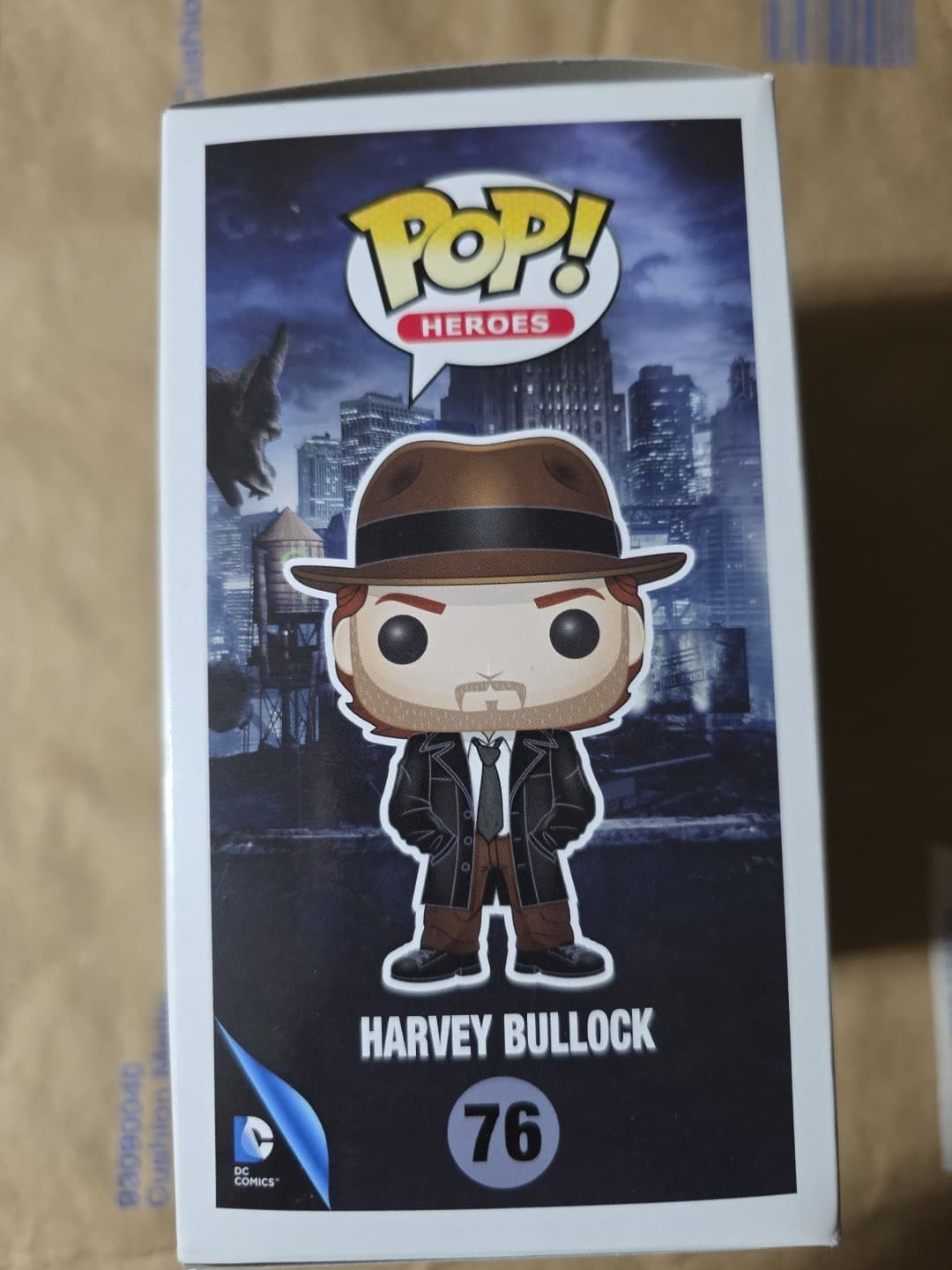 Funko Pop! Vinyl: DC Universe - Harvey Bullock #76 - Thumbnail 4