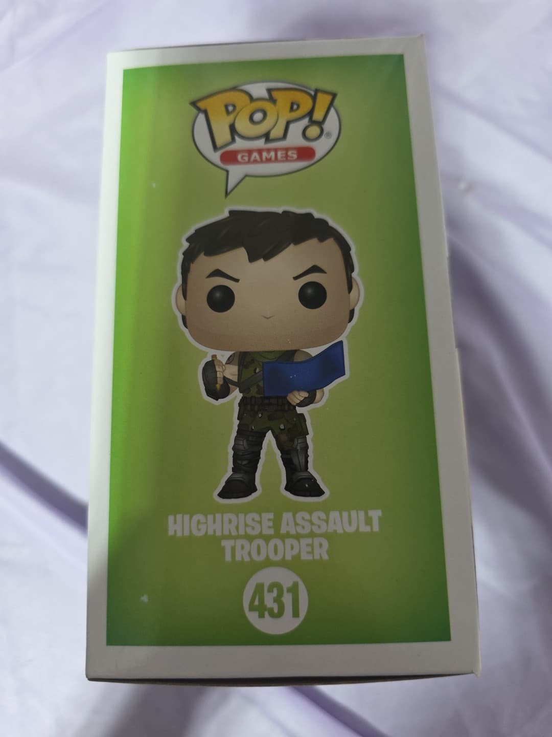 Funko Pop! Vinyl: Fortnite - Highrise Assault Trooper #431 - Thumbnail 2