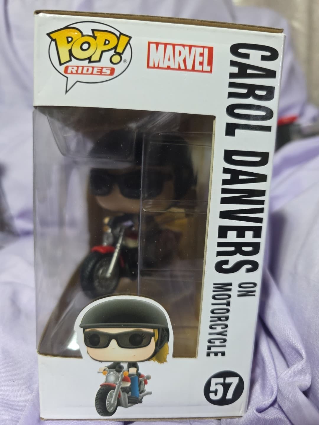 Funko Pop! Rides: Marvel - Carol Danvers on Motorcycle #57 - Thumbnail 4
