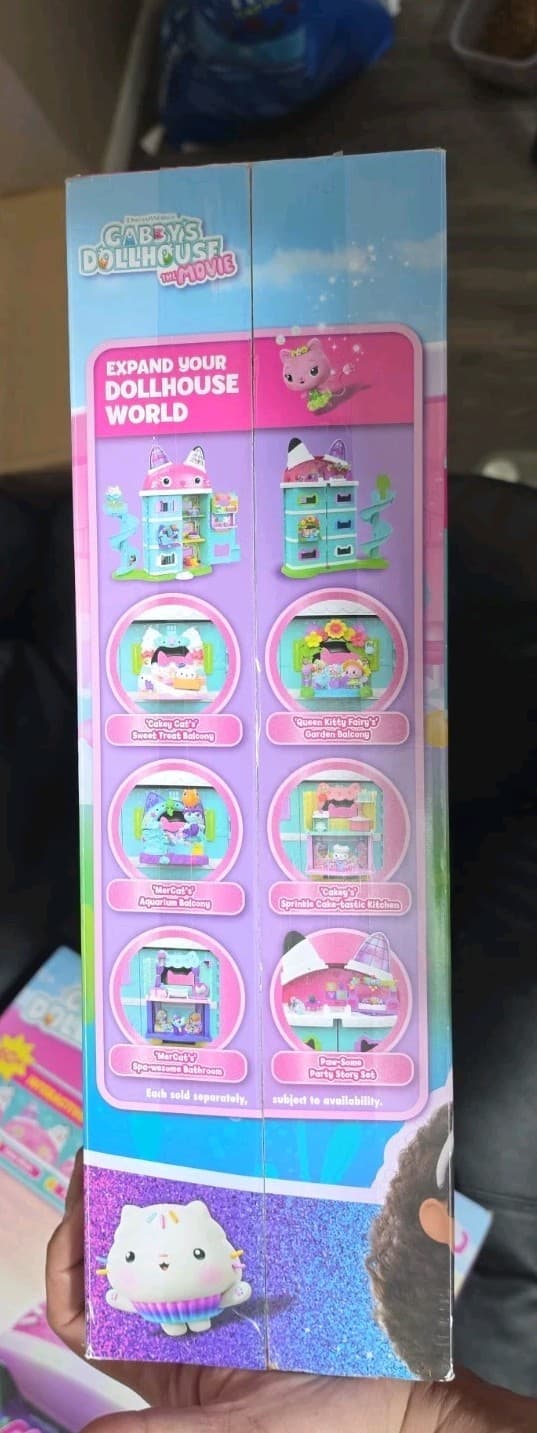 Deluxe Gabby's Dollhouse: The Movie, Meow-Mazing Interactive Dollhouse, Digital - Thumbnail 5