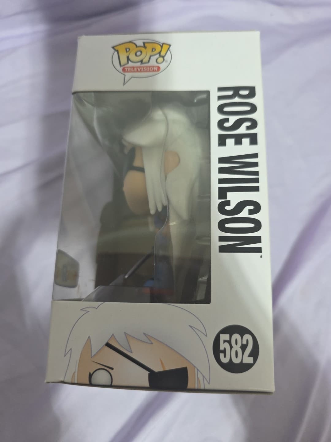 Funko Pop! Vinyl: DC Universe - Rose Wilson - Toys R Us (Exclusive) #582 - Thumbnail 4