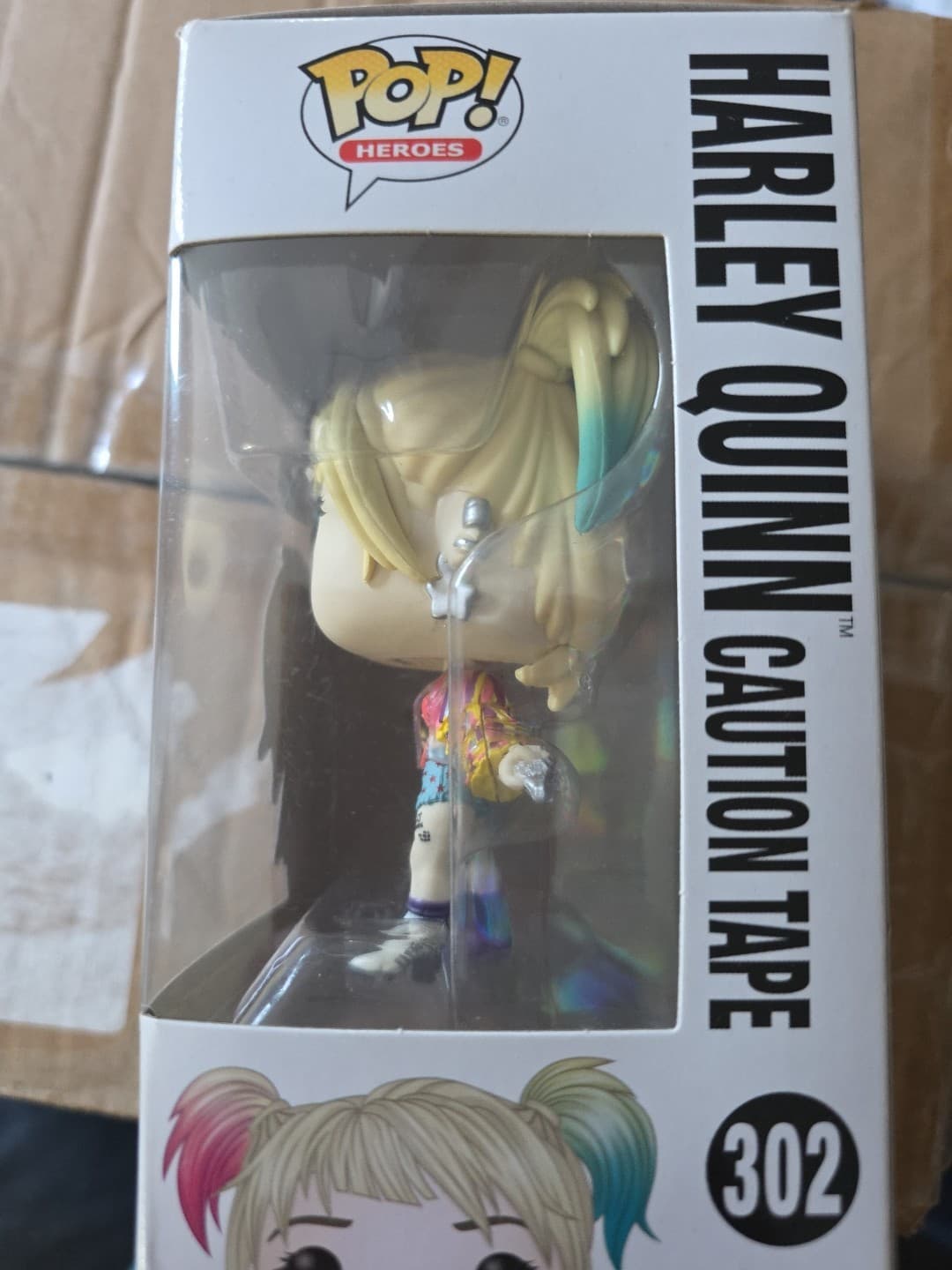 Funko Pop! Vinyl: DC Universe - Harley Quinn Caution Tape #302 - Thumbnail 2