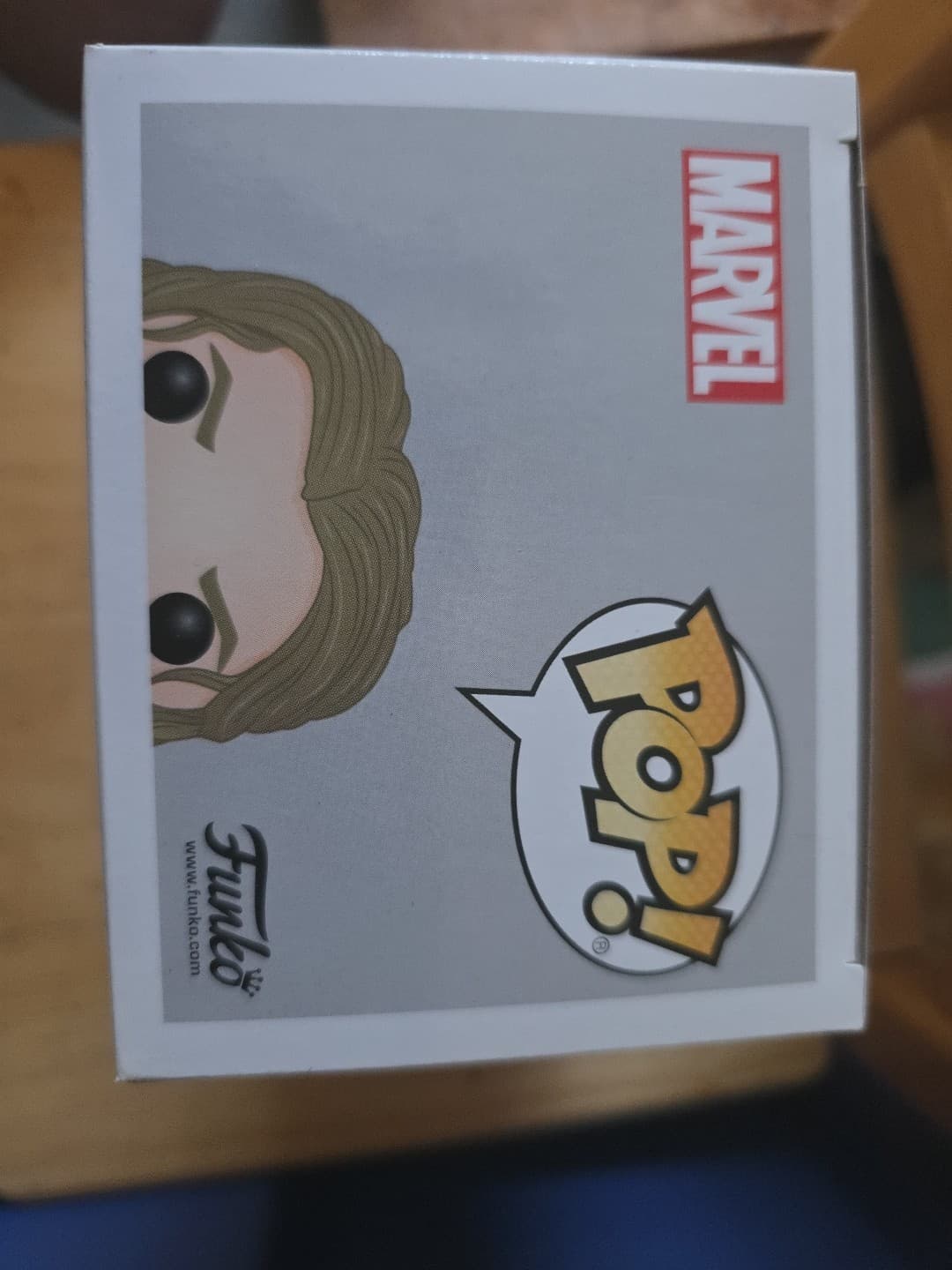 Funko Pop! Vinyl: Marvel - Thor - Hot Topic (Exclusive) #246 - Thumbnail 6