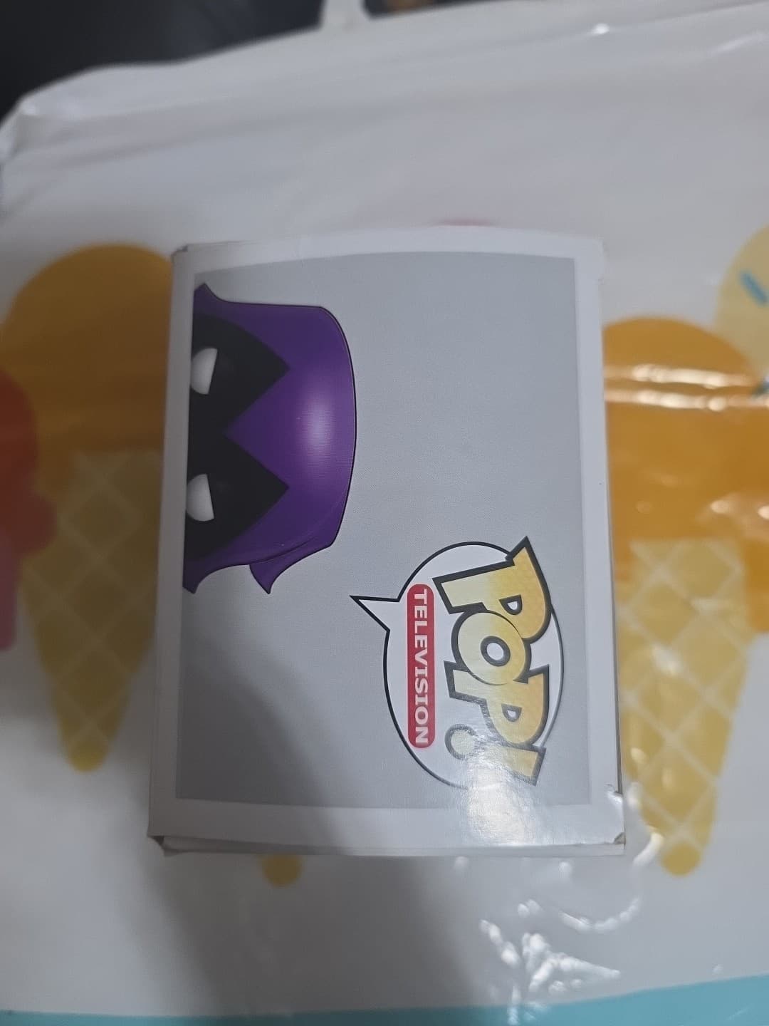 Funko Pop! Vinyl: DC Universe - Raven - (Orange) - Toys R Us (Exclusive) #108 - Thumbnail 6