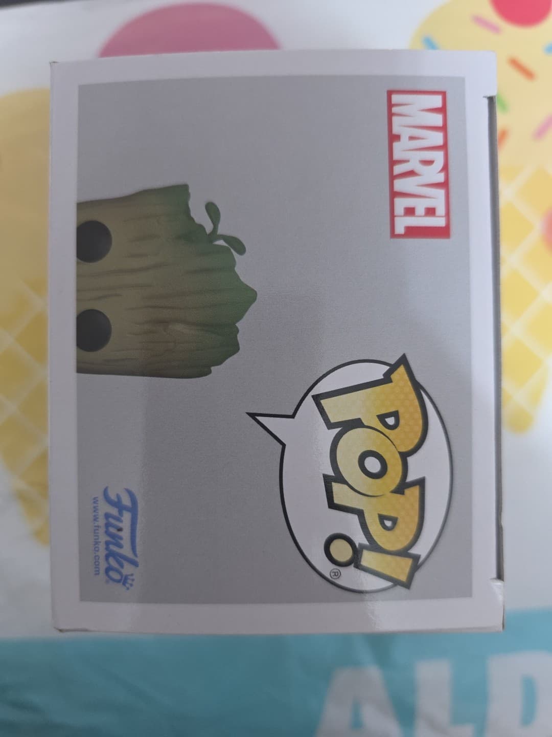 Funko Pop! Vinyl: Marvel - Groot - Amazon (Exclusive) #1056 - Thumbnail 6
