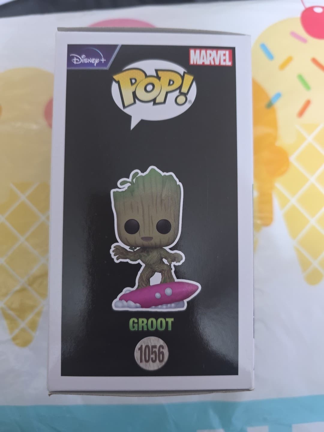 Funko Pop! Vinyl: Marvel - Groot - Amazon (Exclusive) #1056 - Thumbnail 3