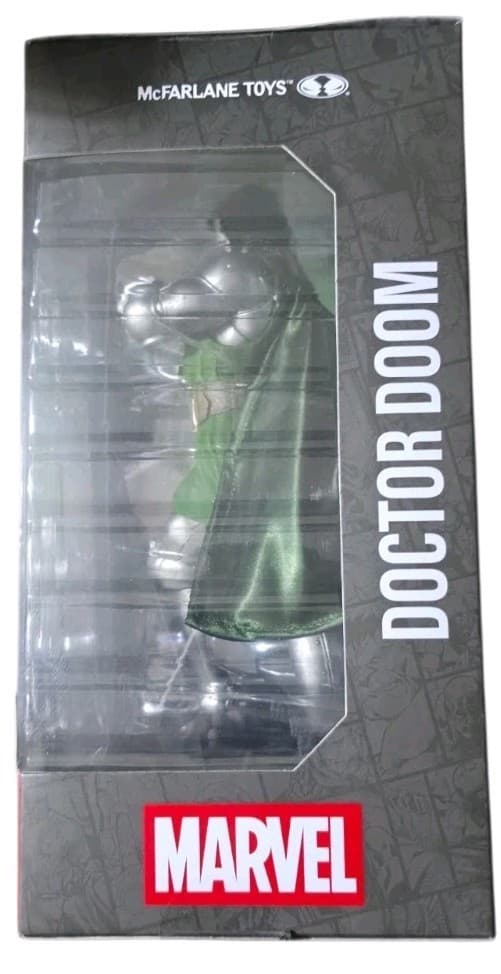 Doctor Doom Doctor Doom 11 in 1:6th Scale Collectible Figure w/Scene - Thumbnail 5