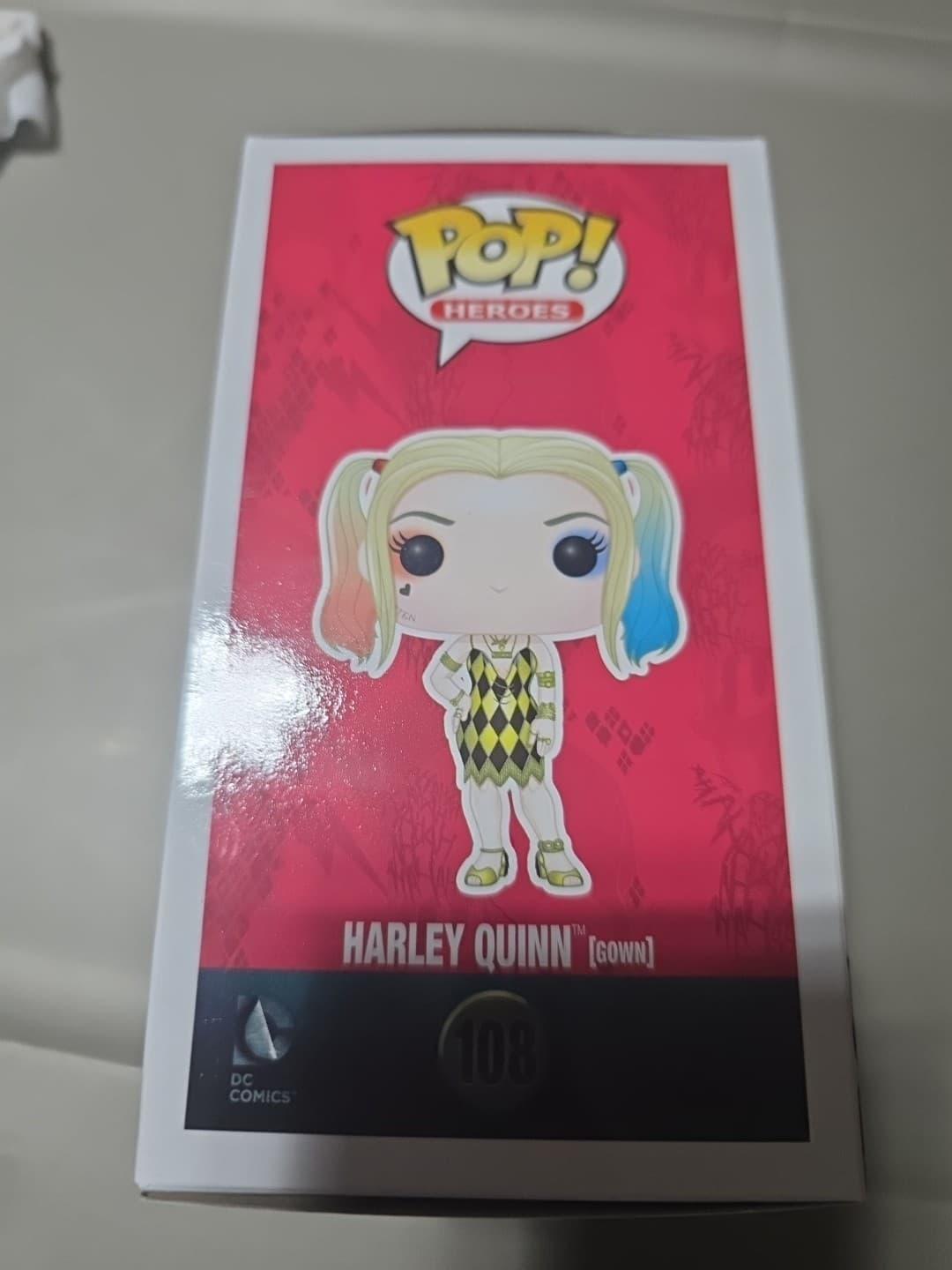 Funko Pop! Vinyl: DC Universe - Harley Quinn - Hot Topic (Exclusive) #108 - Thumbnail 4