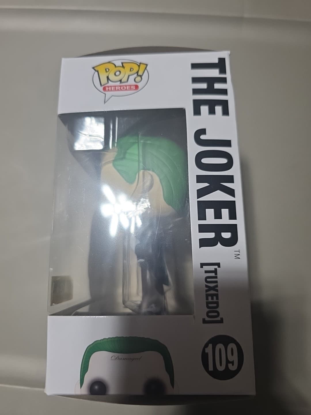 Funko Pop! Vinyl: DC Universe - The Joker (in Tuxedo) - Hot Topic (Exclusive)... - Thumbnail 2