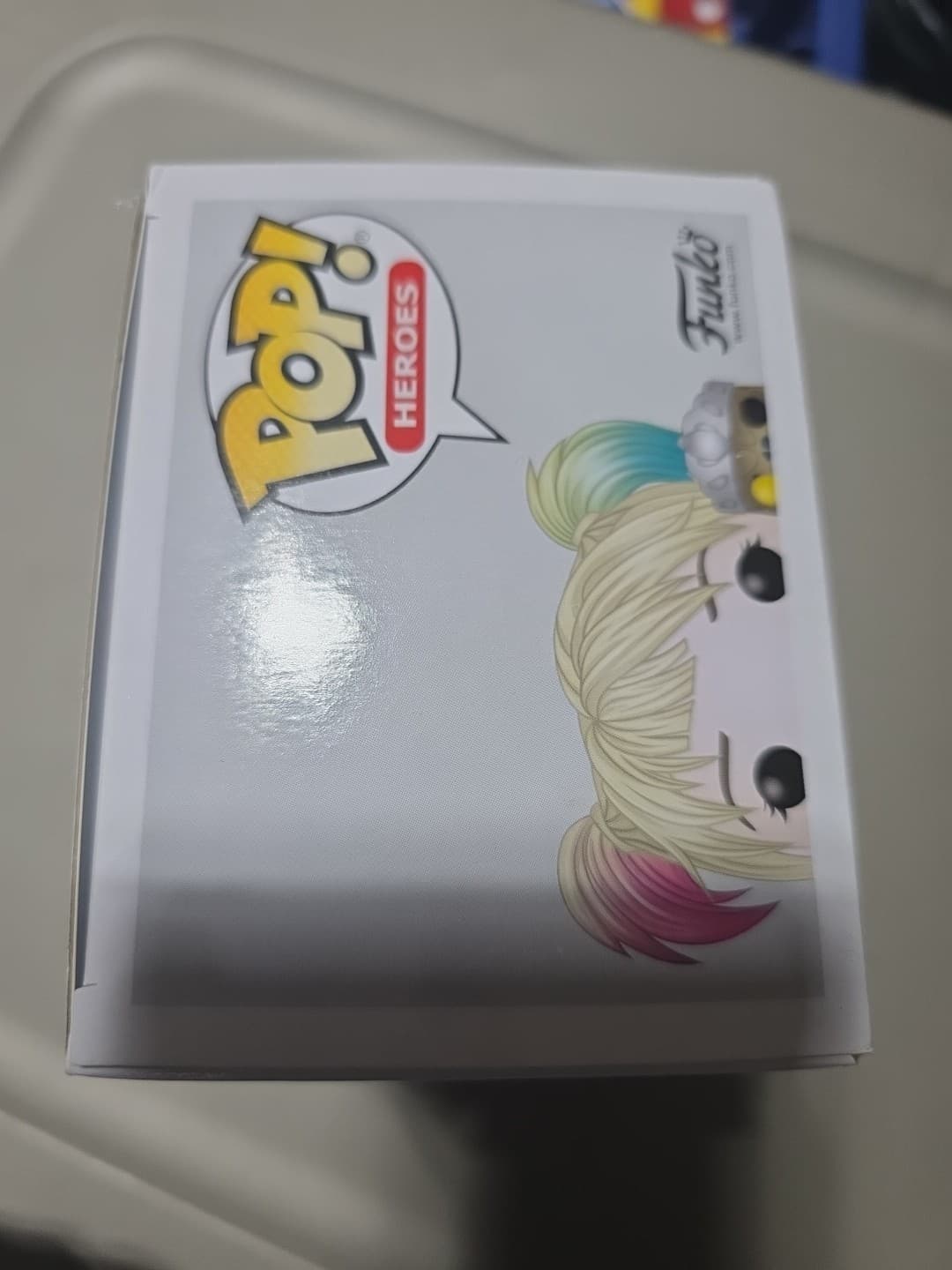 Funko Pop! Vinyl: DC Universe - Harley Quinn and Beaver #308 - Thumbnail 6