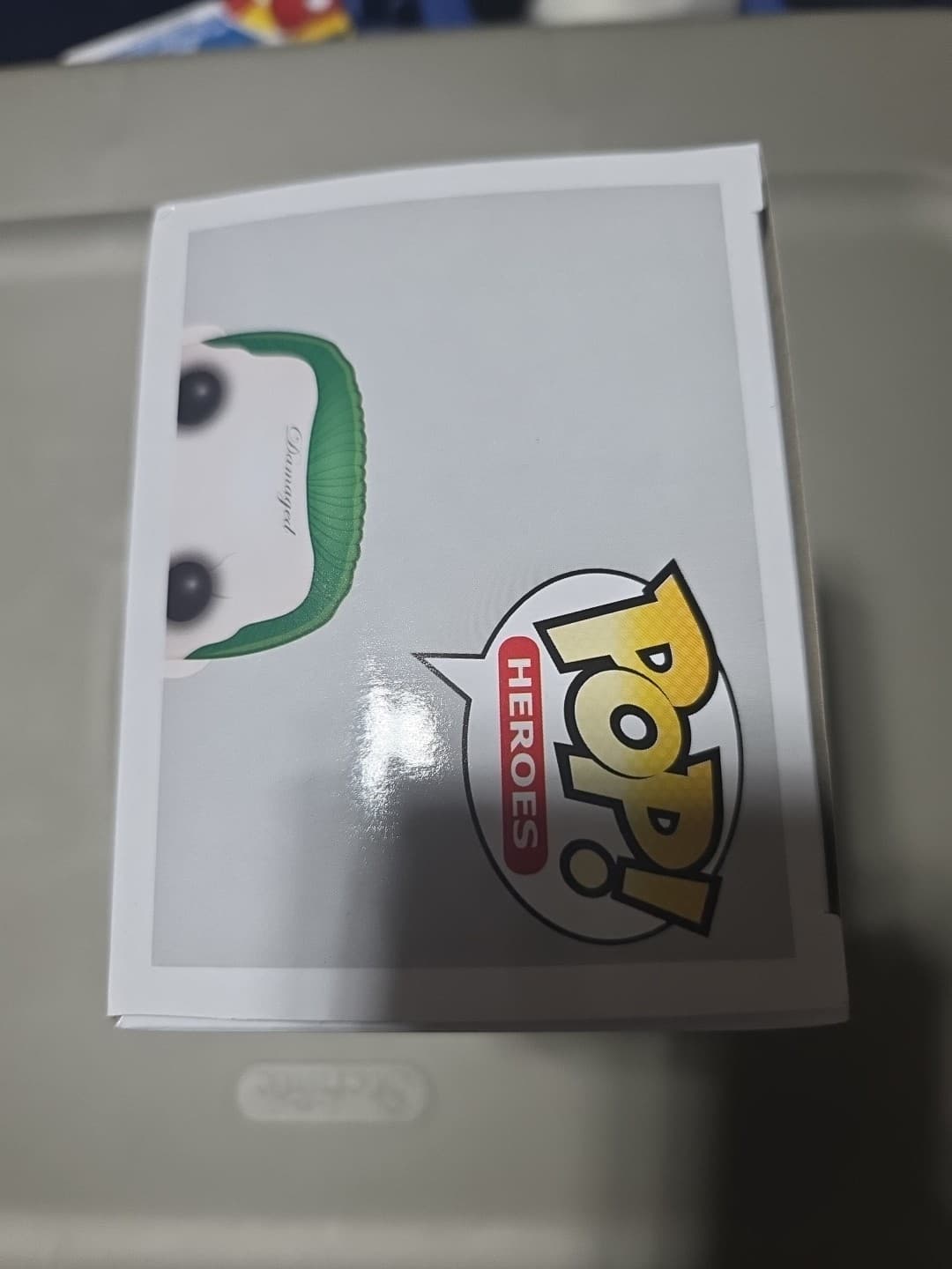 Funko Pop! Vinyl: DC Universe - The Joker (in Tuxedo) - Hot Topic (Exclusive)... - Thumbnail 6