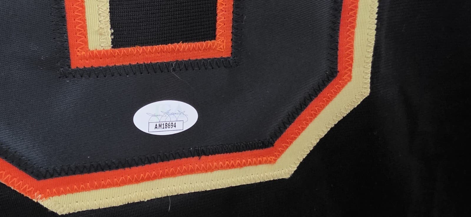 San Fransisco Giants- Juan Uribe Signed Baseball Jersey With COA - Thumbnail 3
