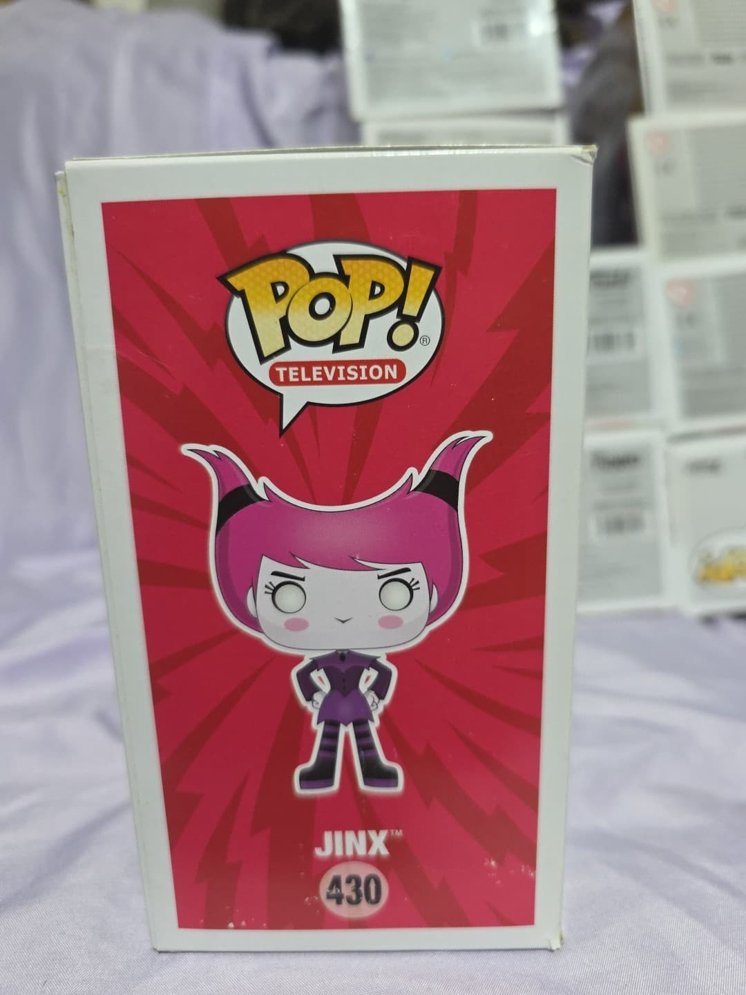 Funko Pop! Vinyl: DC Universe - Jinx - Toys R Us (Exclusive) #430 - Thumbnail 4