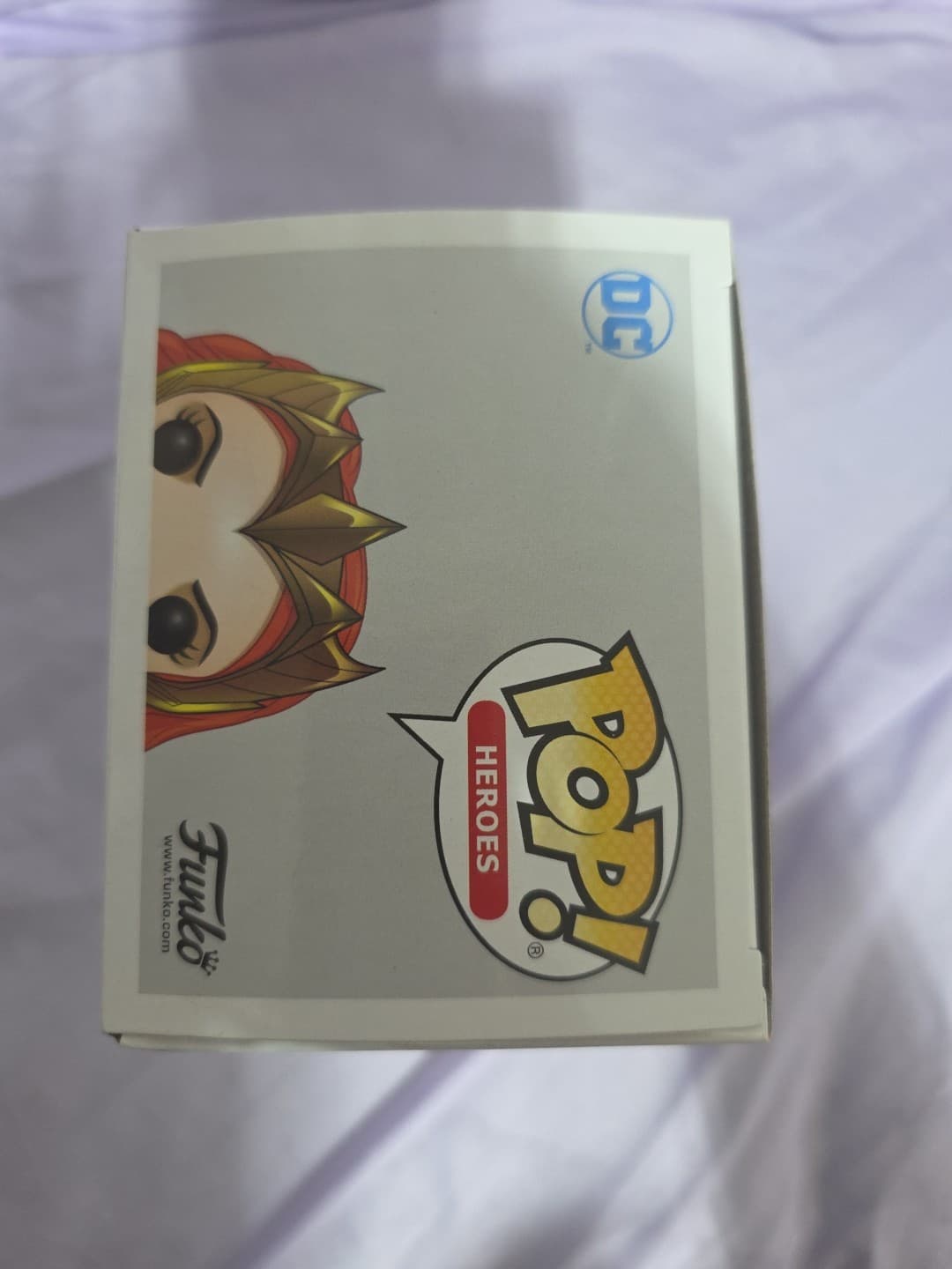 Funko Pop! Vinyl: DC Universe - Mera - Hot Topic (Exclusive) #213 - Thumbnail 6